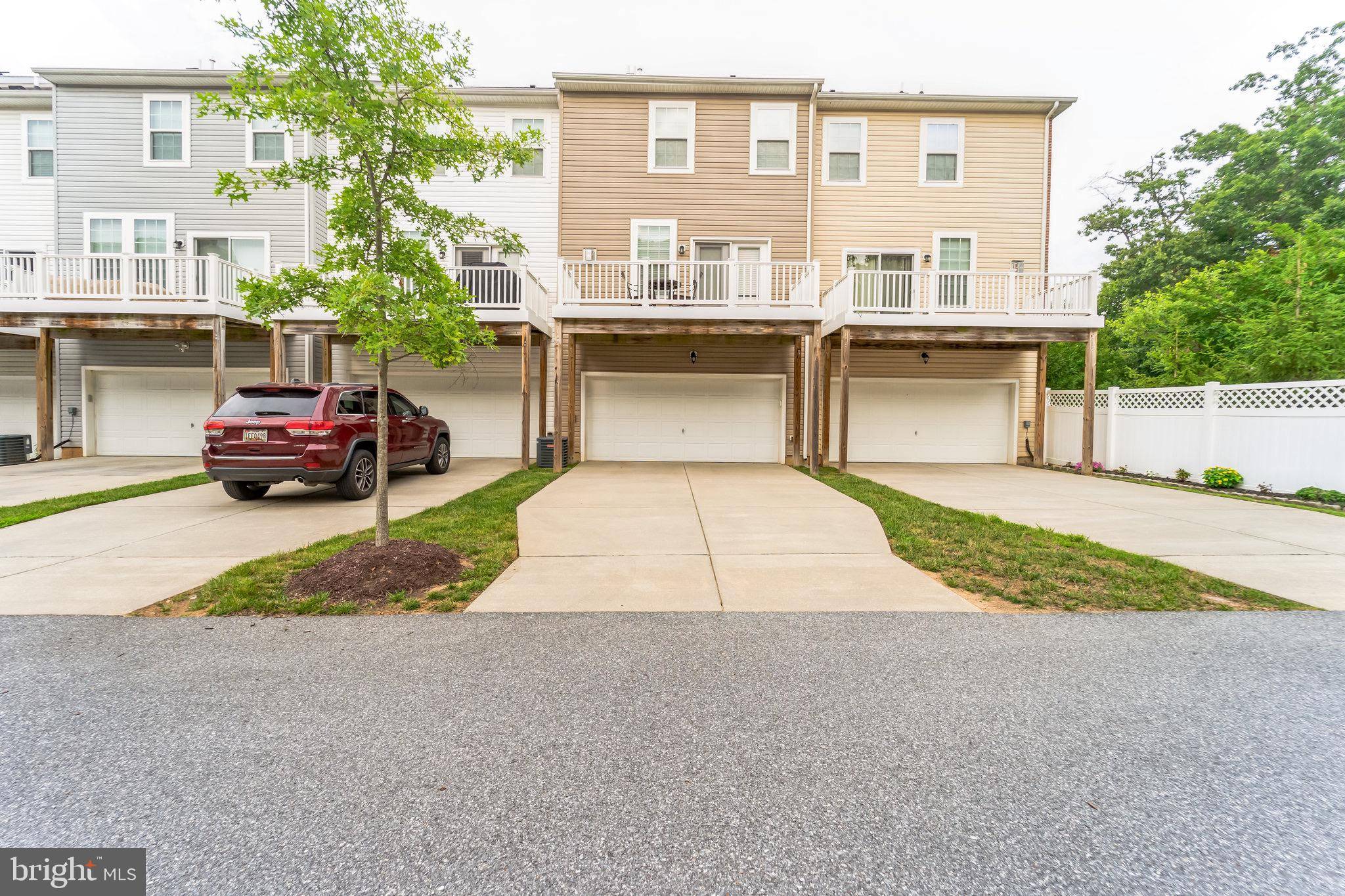 Reisterstown, MD 21136,503 BROWNSTONE CT