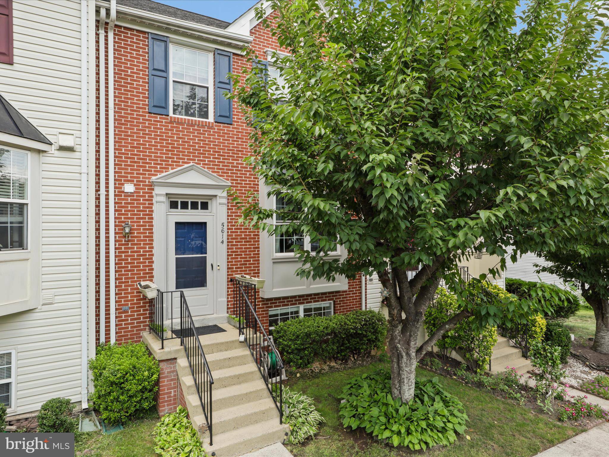 Centreville, VA 20120,5614 OAKHAM PL