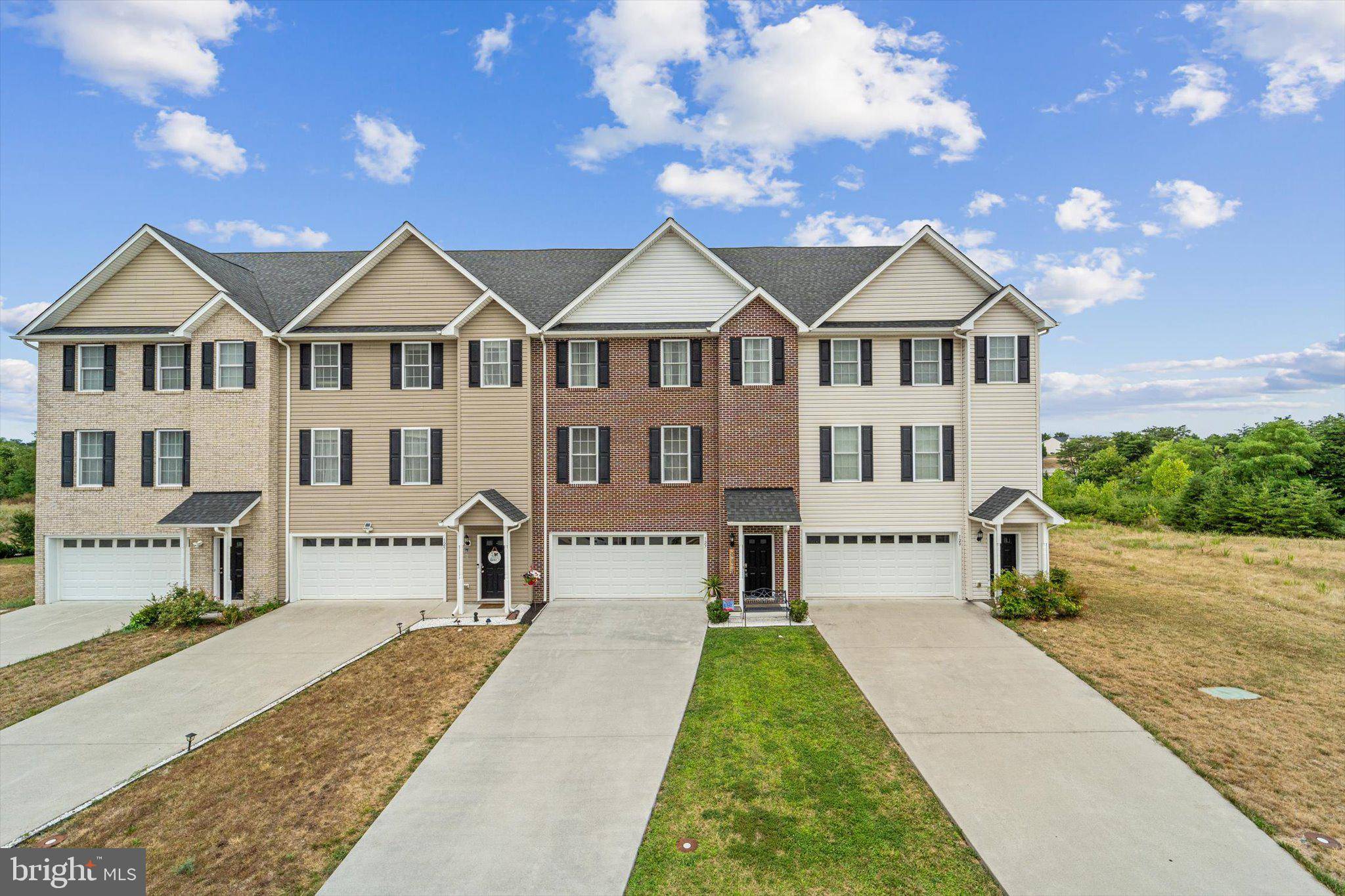 Winchester, VA 22602,127 BROCKHAM CT