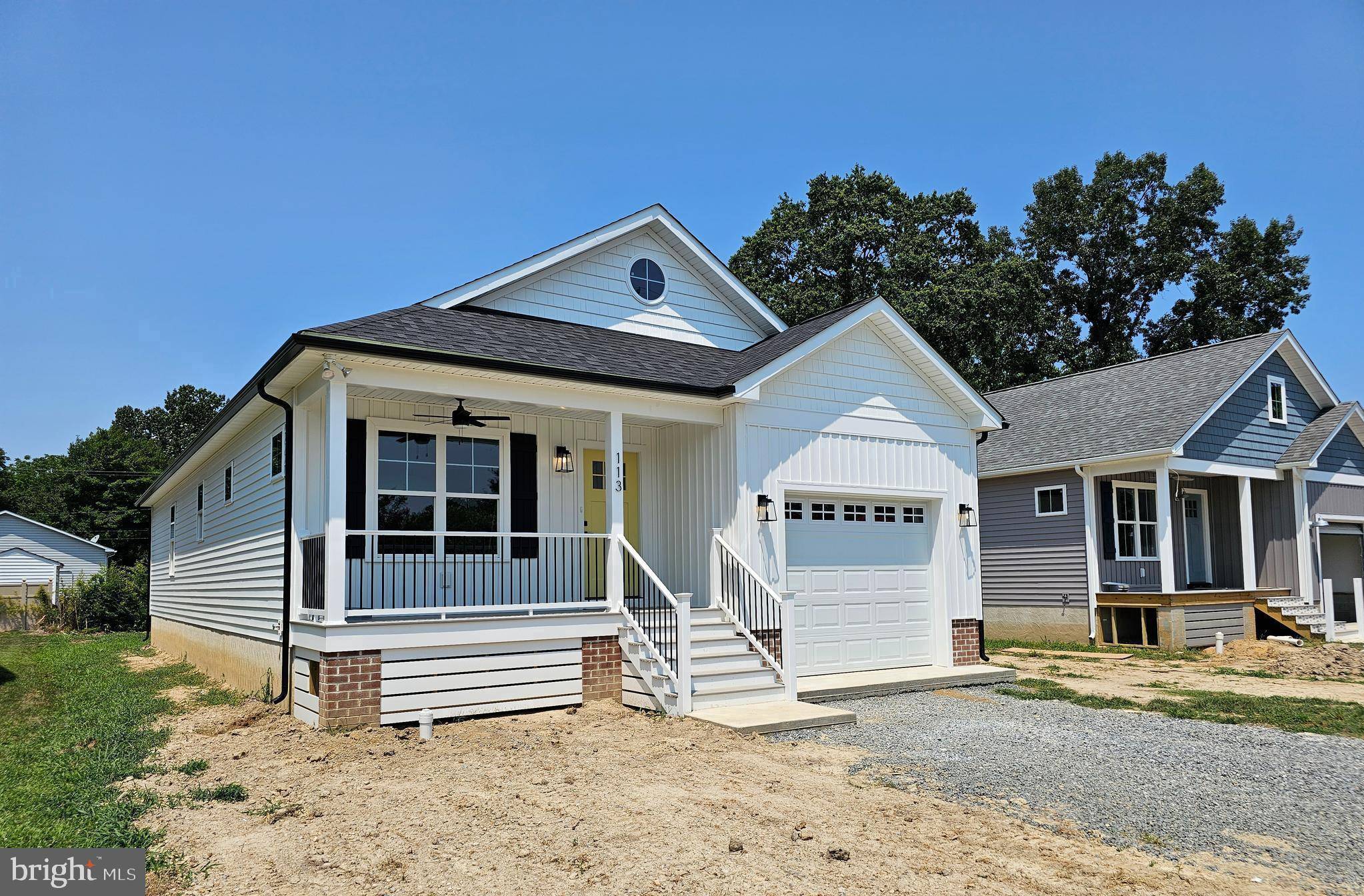 Colonial Beach, VA 22443,113 1ST ST