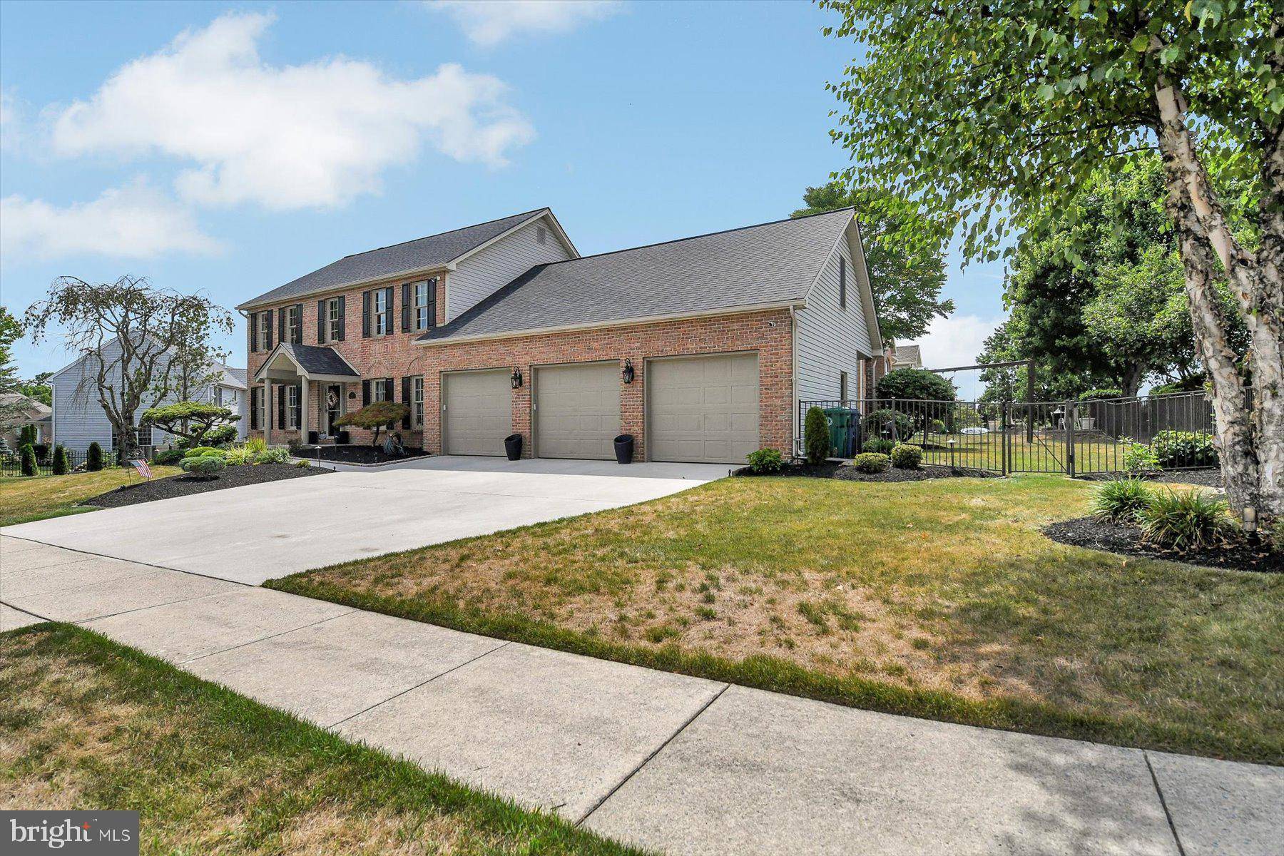 Harrisburg, PA 17112,4996 SADDLEBROOK DRIVE