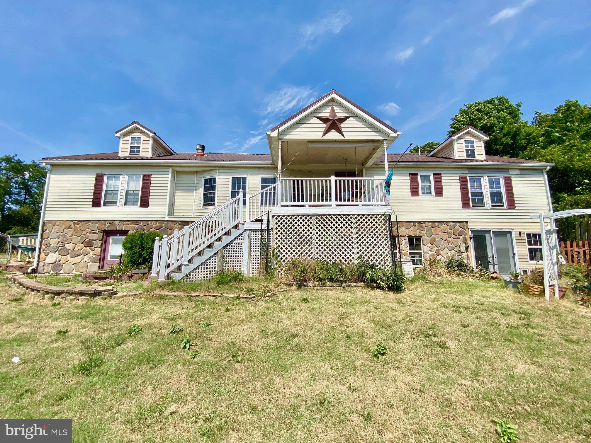 Riverton, WV 26814,39 ROSEWOOD LANE