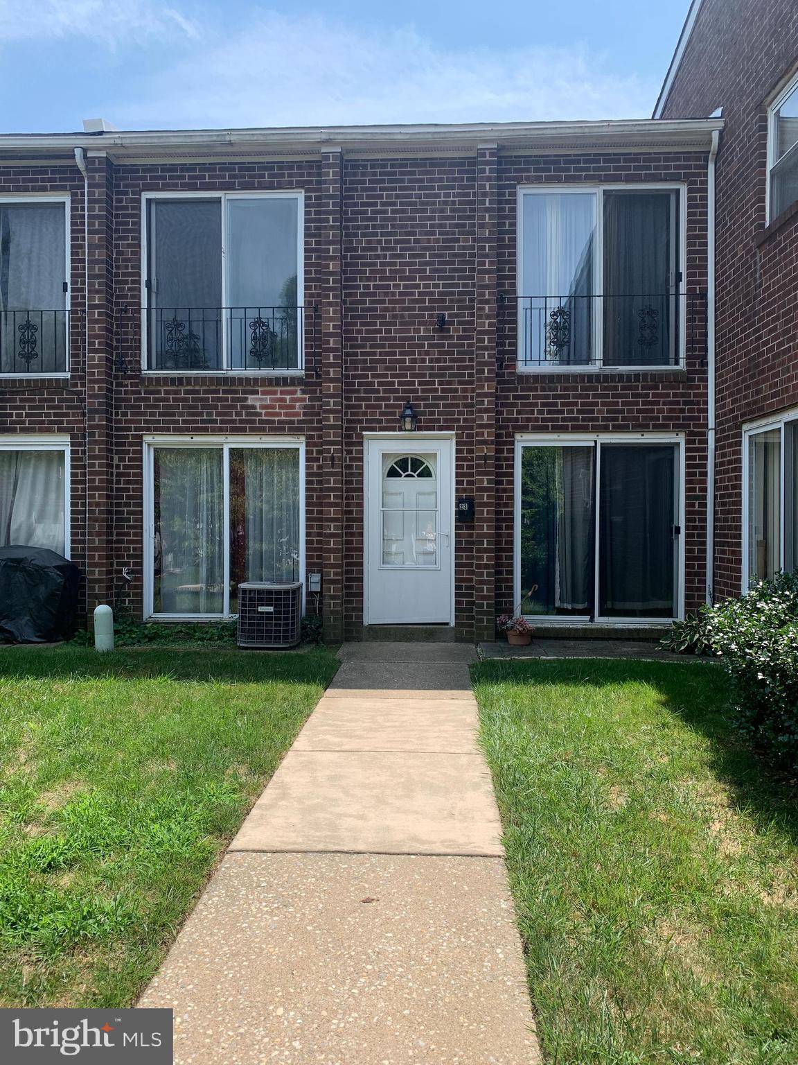 Philadelphia, PA 19128,9001 RIDGE AVE #23