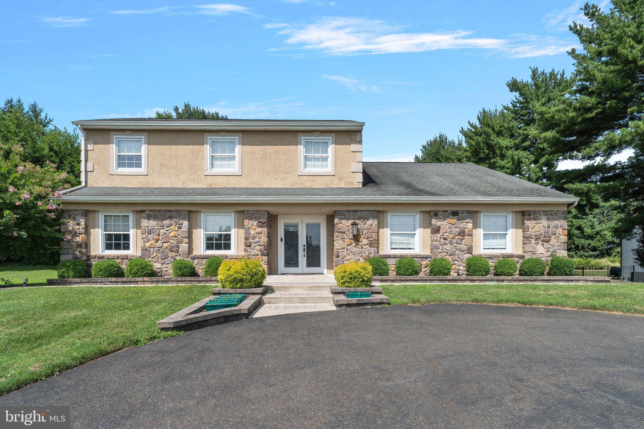 Huntingdon Valley, PA 19006,28 SUMMER PL