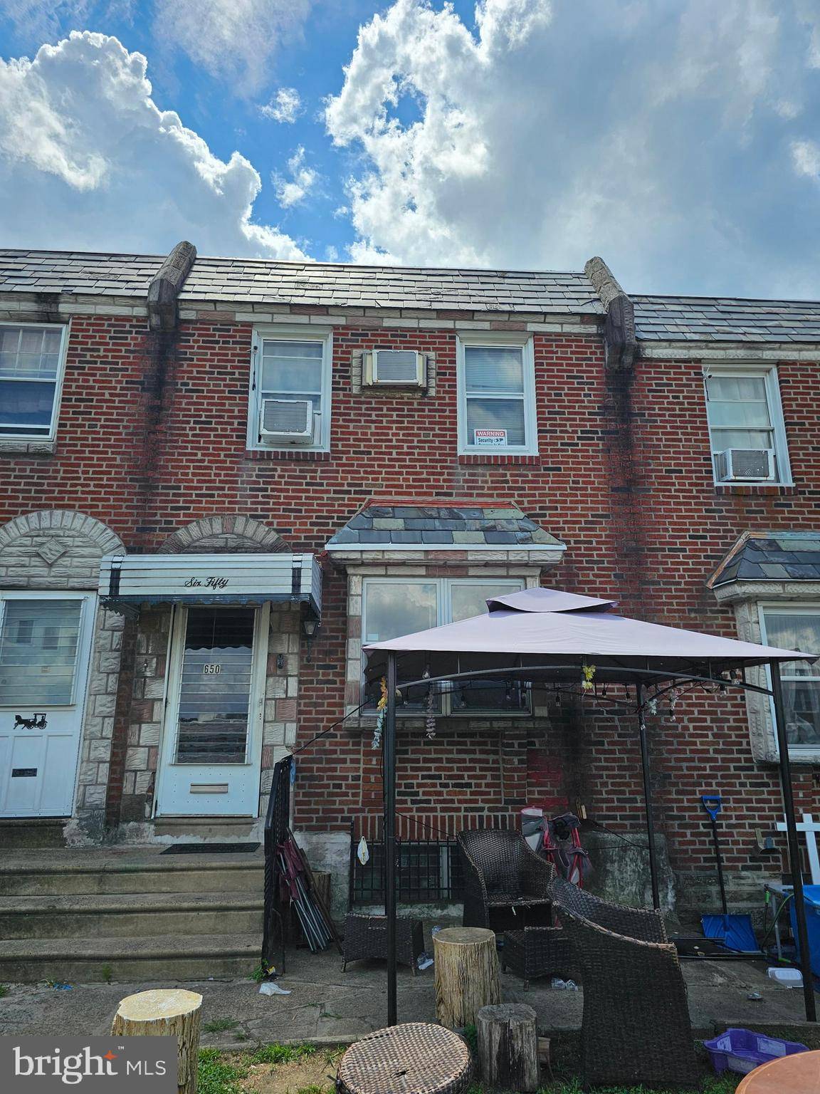 Philadelphia, PA 19120,650 MAYFAIR ST