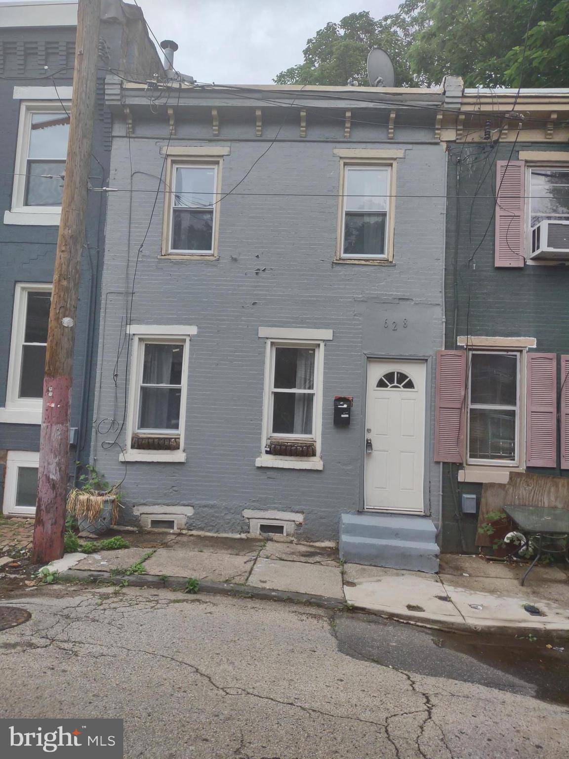 Philadelphia, PA 19104,628 N SHEDWICK ST