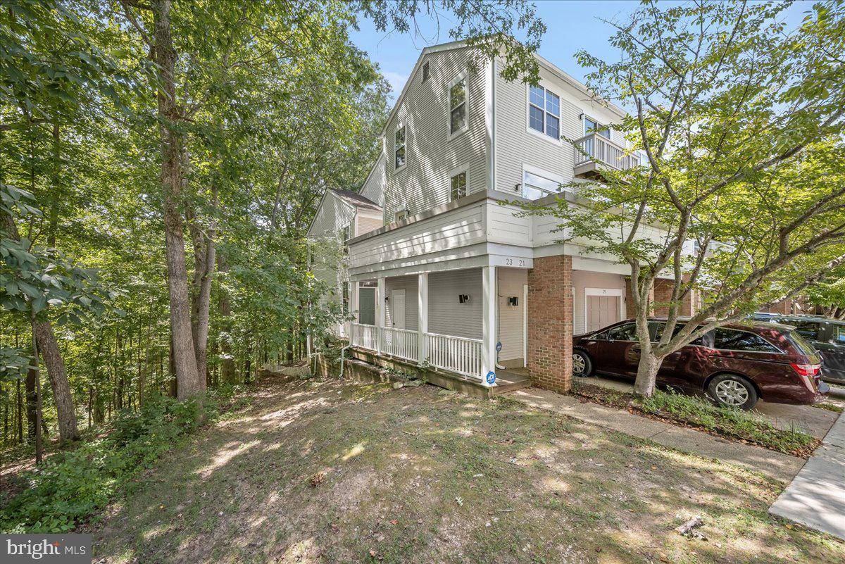 Montgomery Village, MD 20886,21 CRESTED IRIS CT