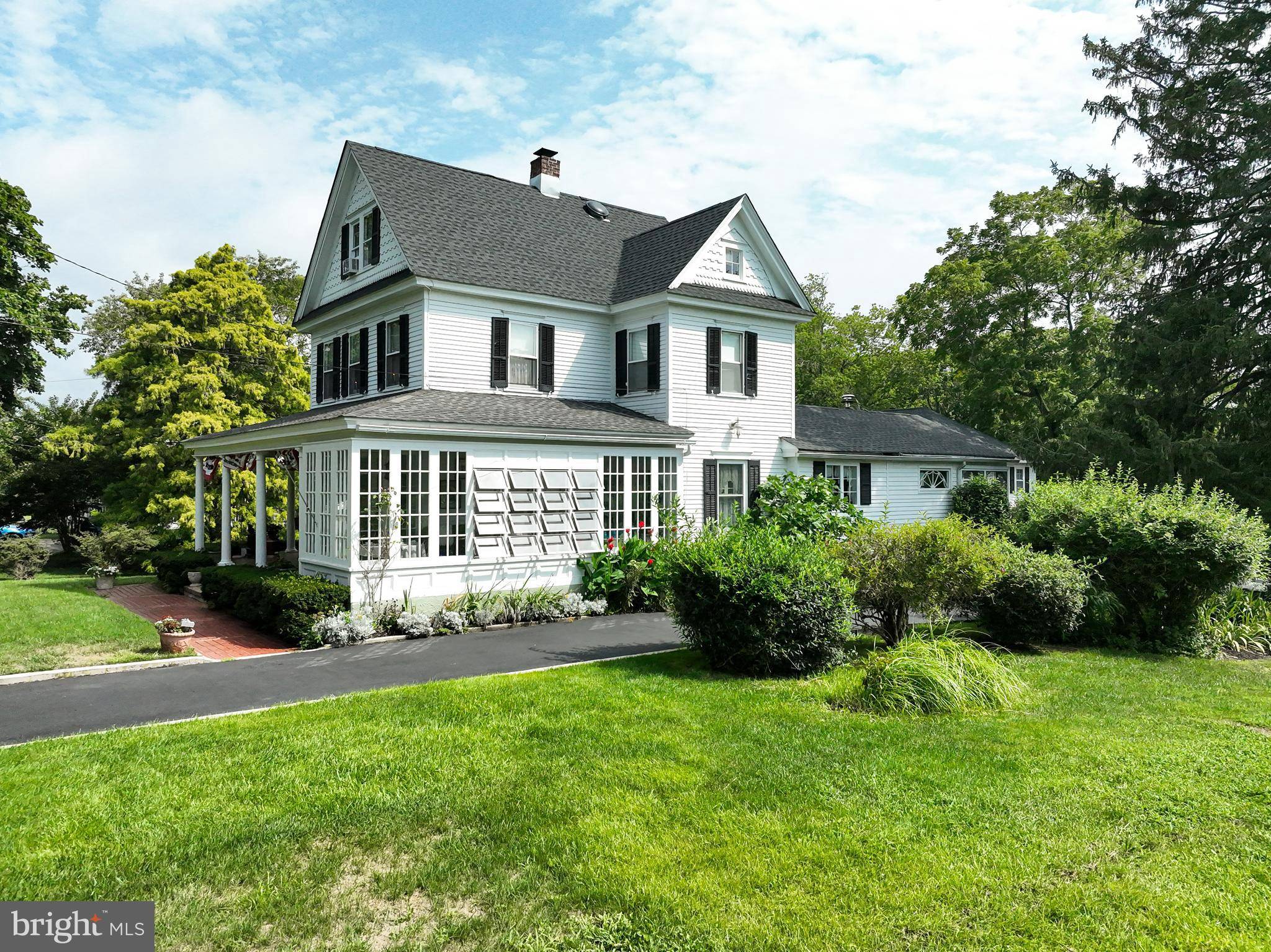 Tuckerton, NJ 08087,201/ 199 CEDAR ST