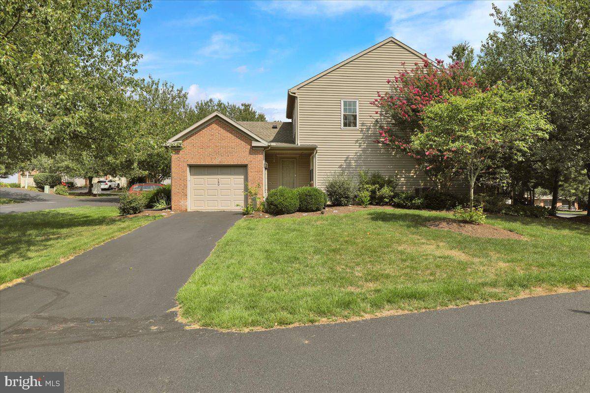 Lancaster, PA 17601,140 MALLARD DR