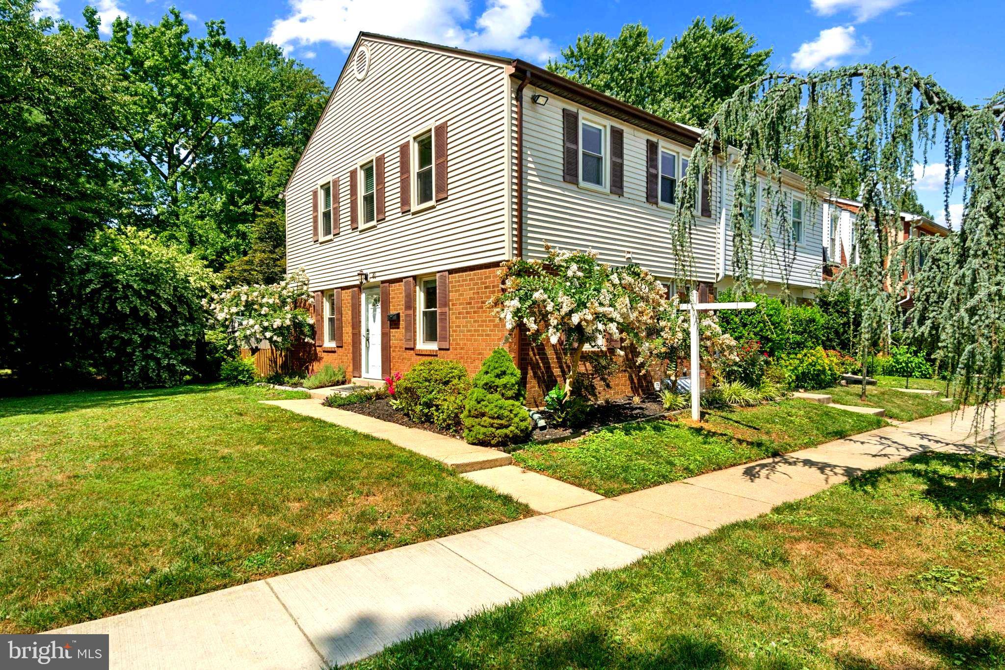 Gaithersburg, MD 20878,20 BIG ACRE SQ #22-10