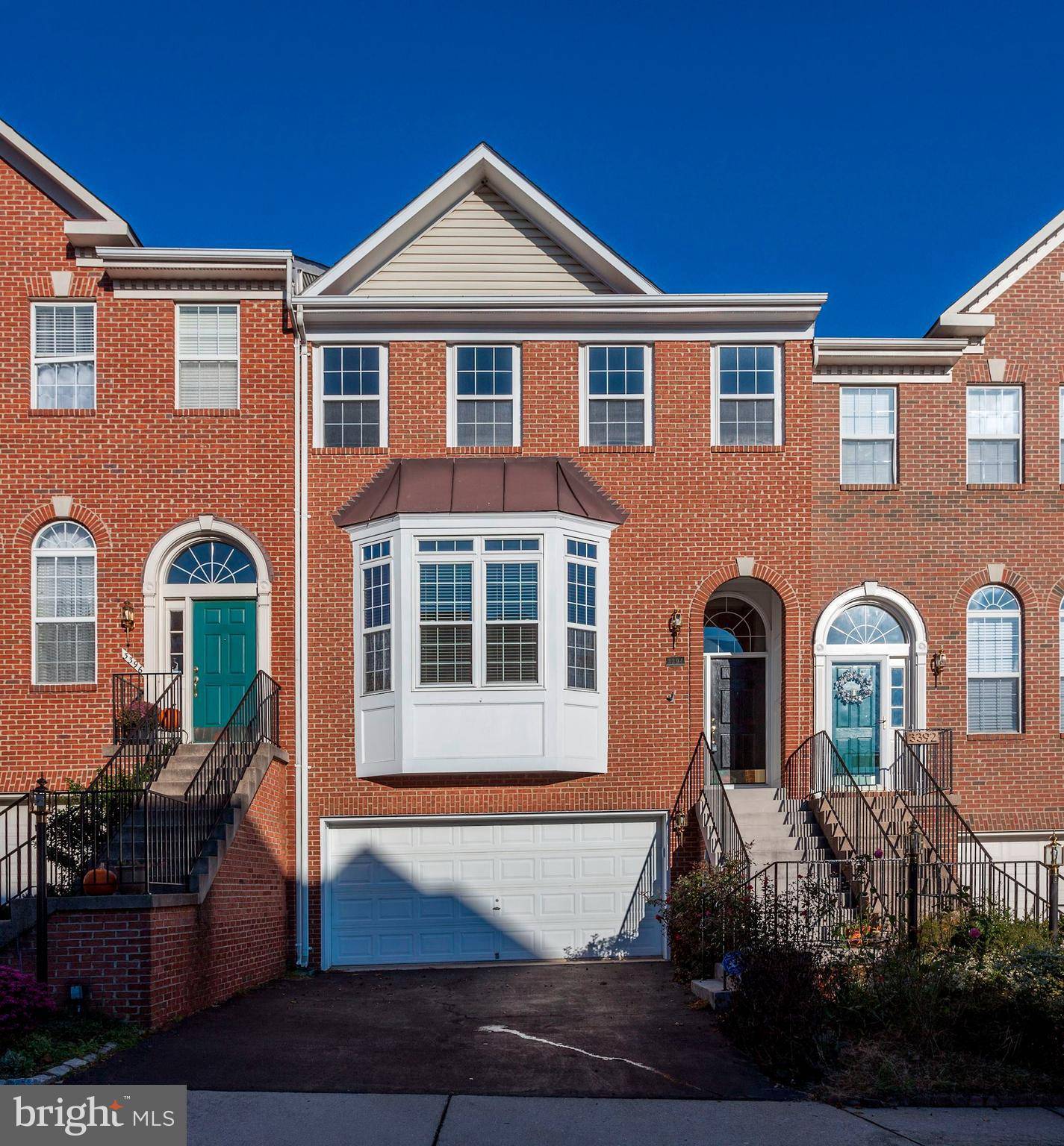 Alexandria, VA 22310,3394 GOVERNORS CREST CT