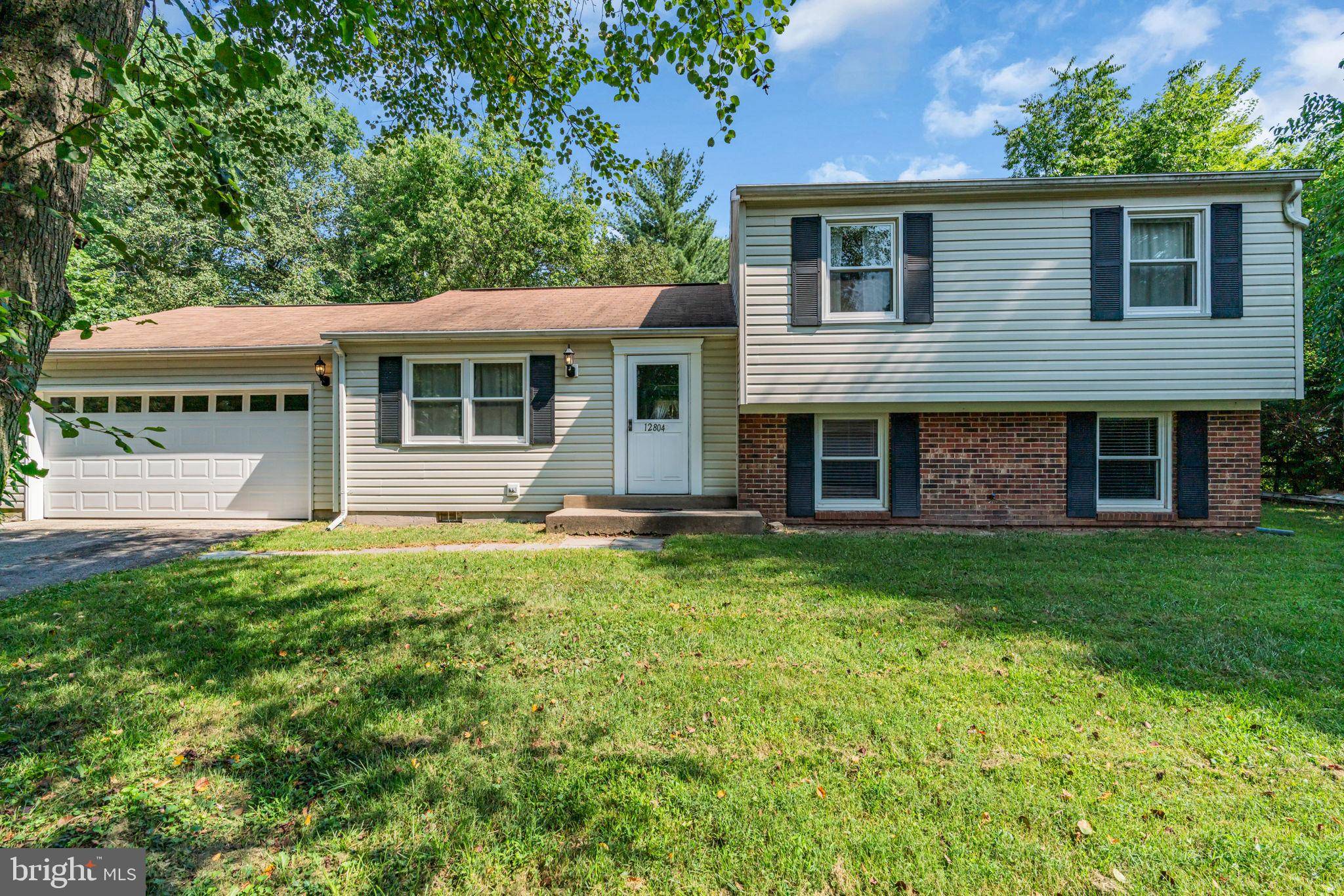 Herndon, VA 20171,12804 BEXHILL CT