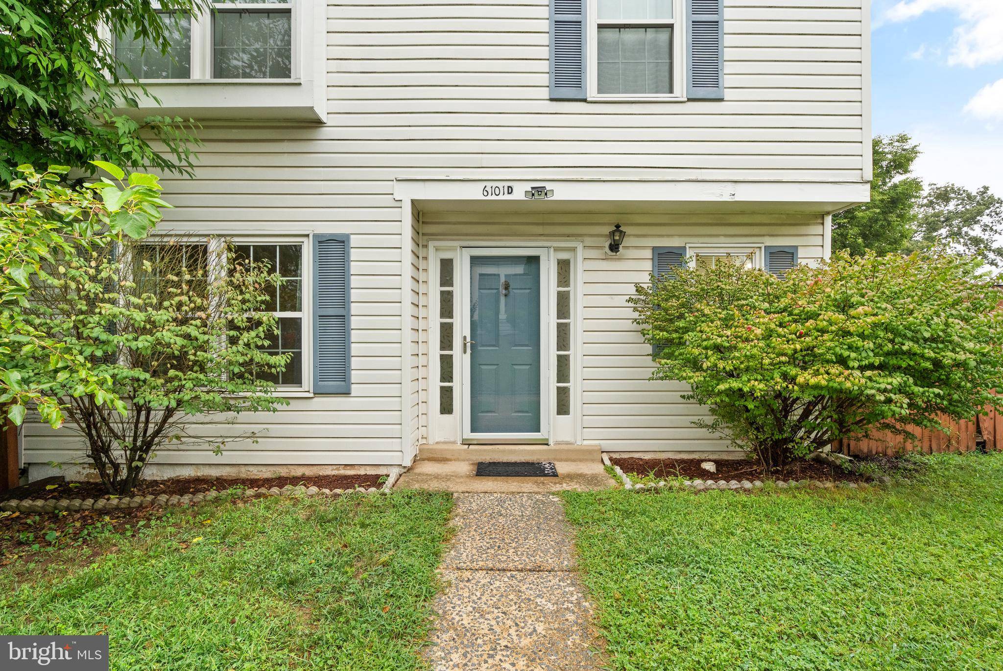 Centreville, VA 20121,6101-D HOSKINS HOLLOW CIR