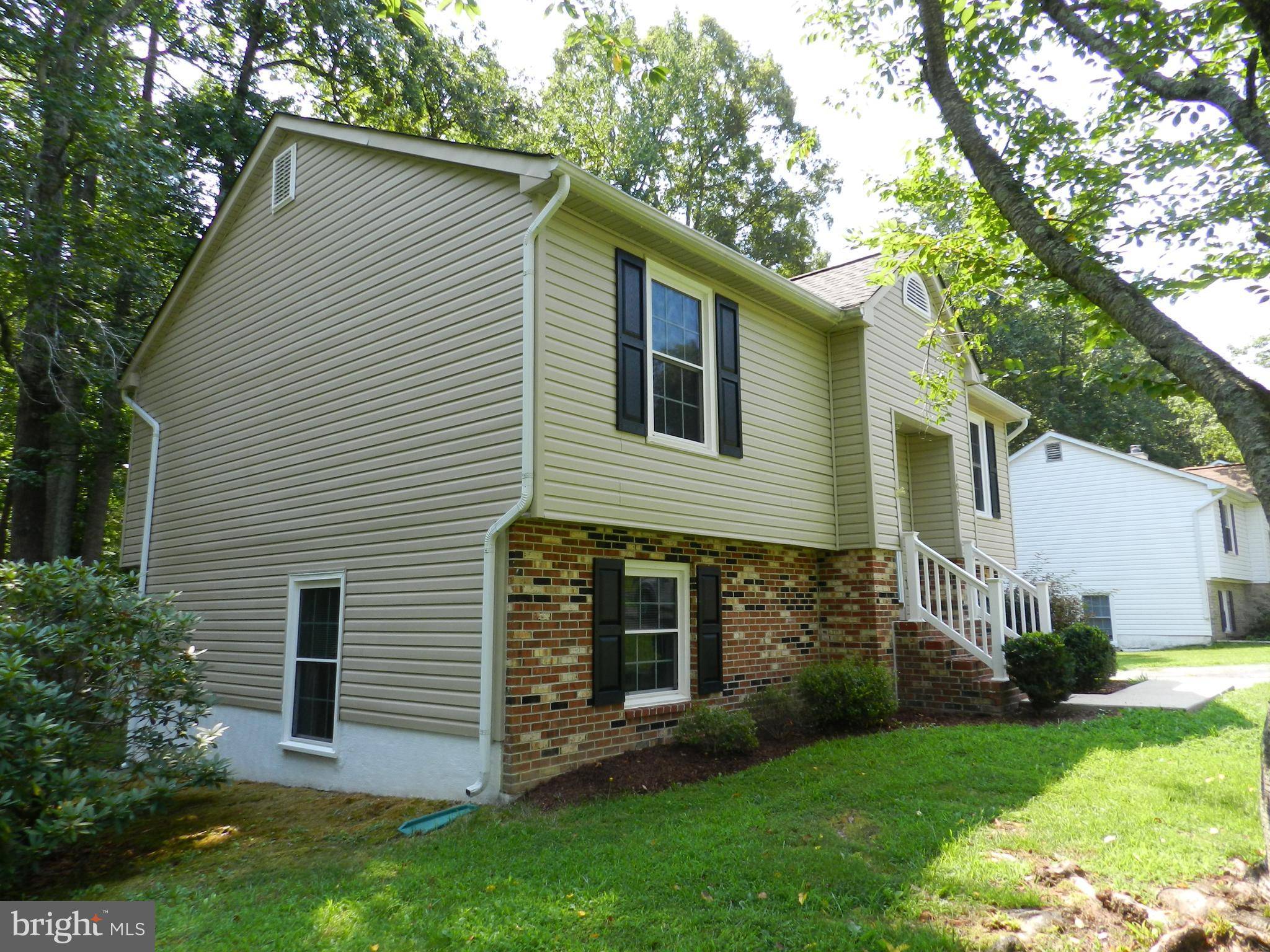 Spotsylvania, VA 22553,10707 COBBLESTONE DR