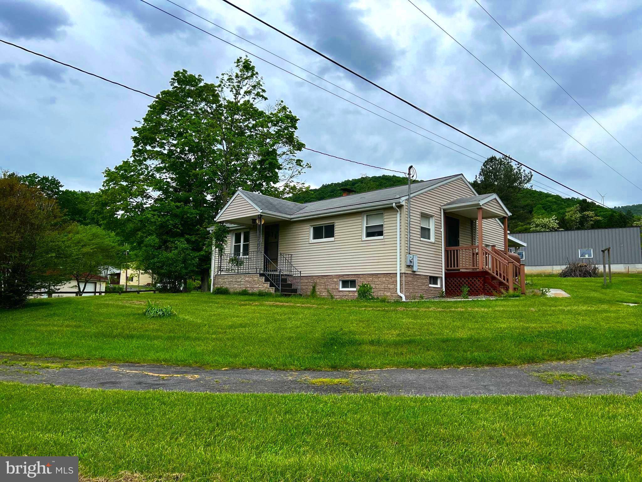 Keyser, WV 26726,930 STONY RUN RD