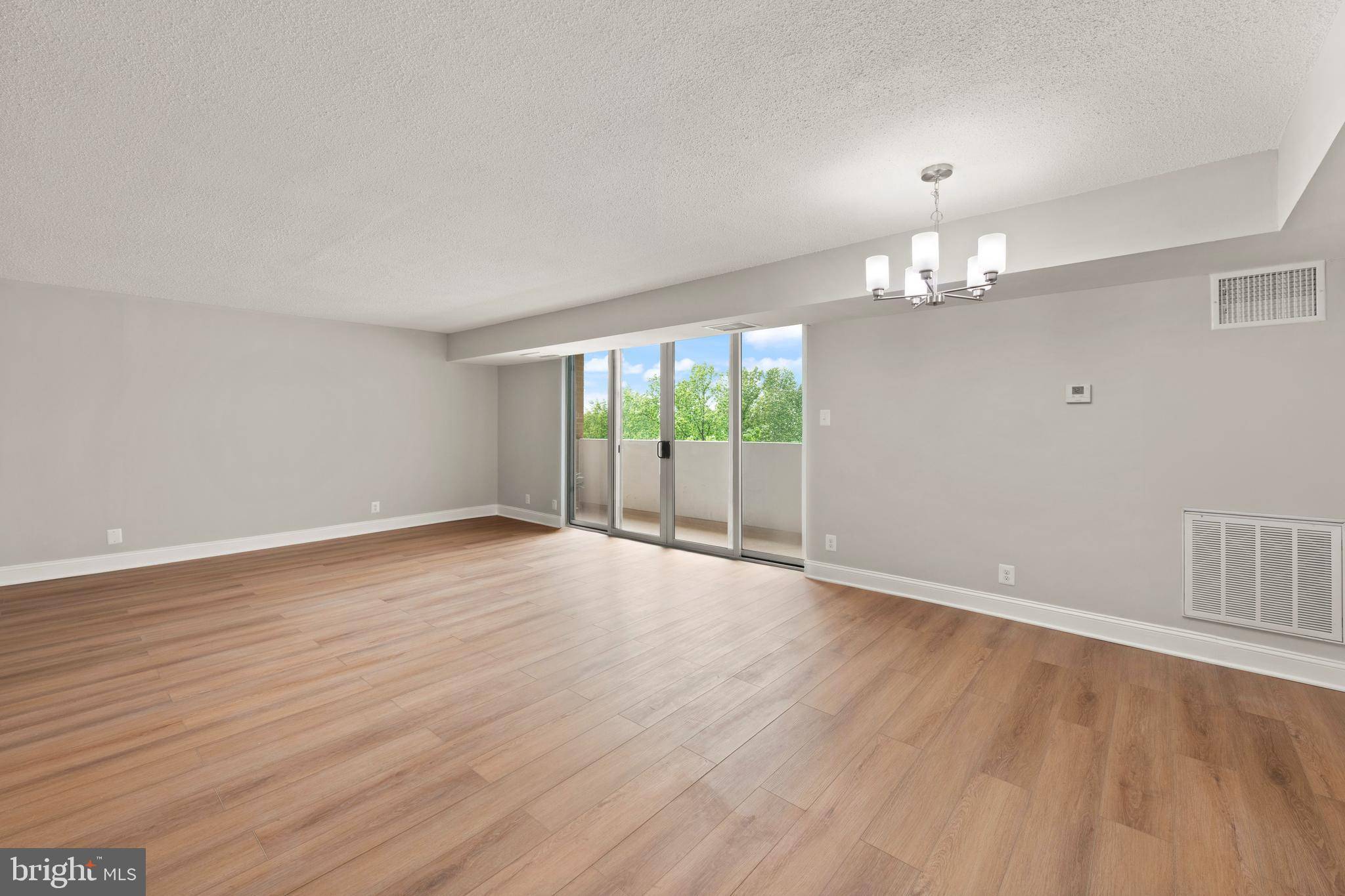 Chevy Chase, MD 20815,4601 N PARK AVE #807-G