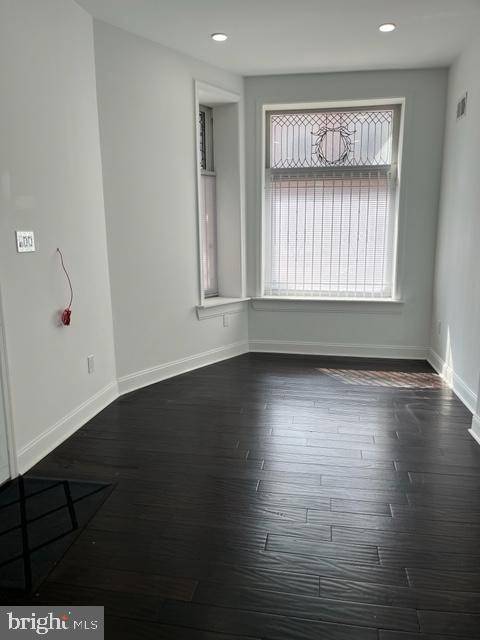 Philadelphia, PA 19146,423 S 15TH ST #1ST FRONT