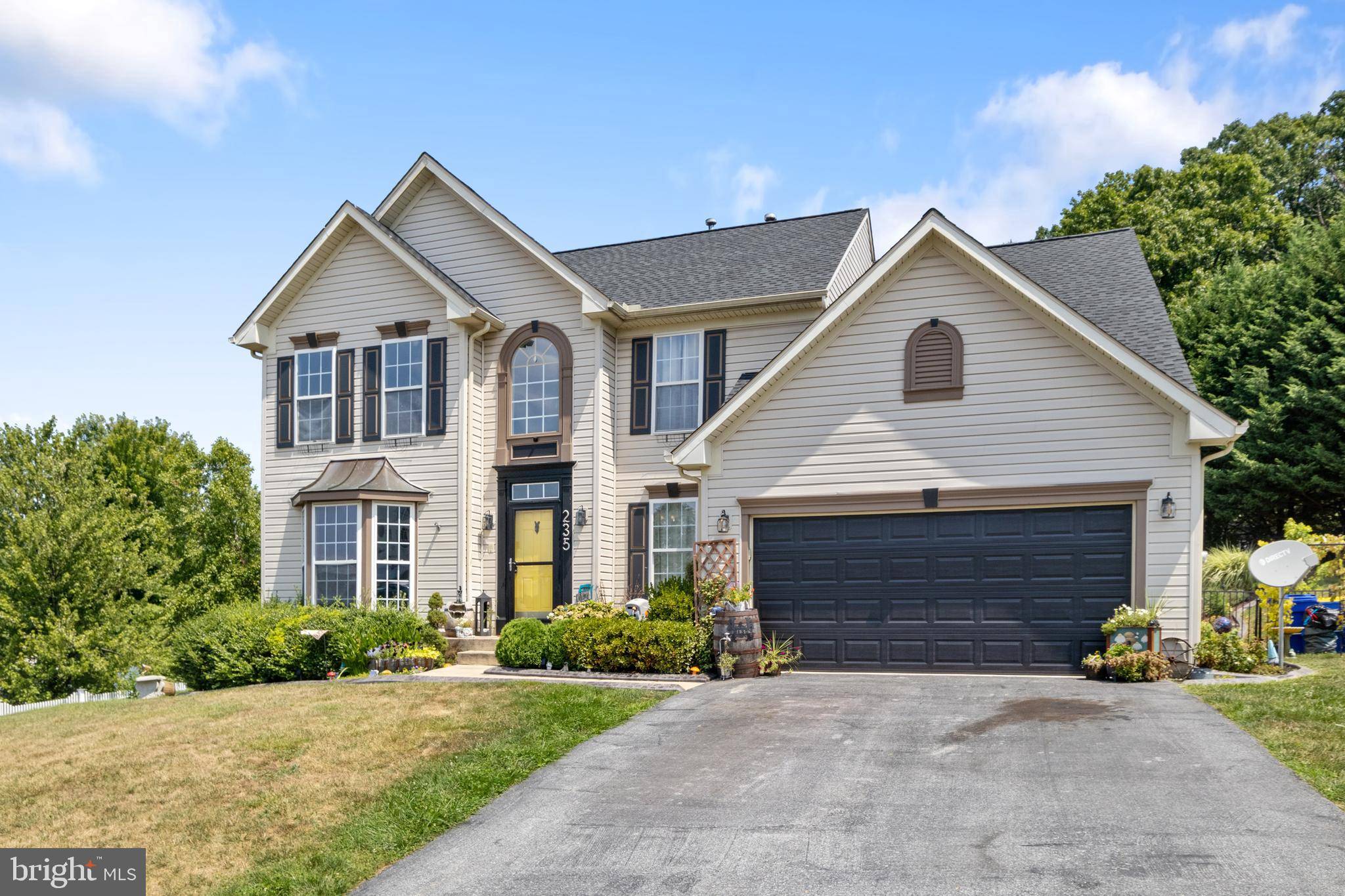 Spring Grove, PA 17362,235 LAKEVIEW DR