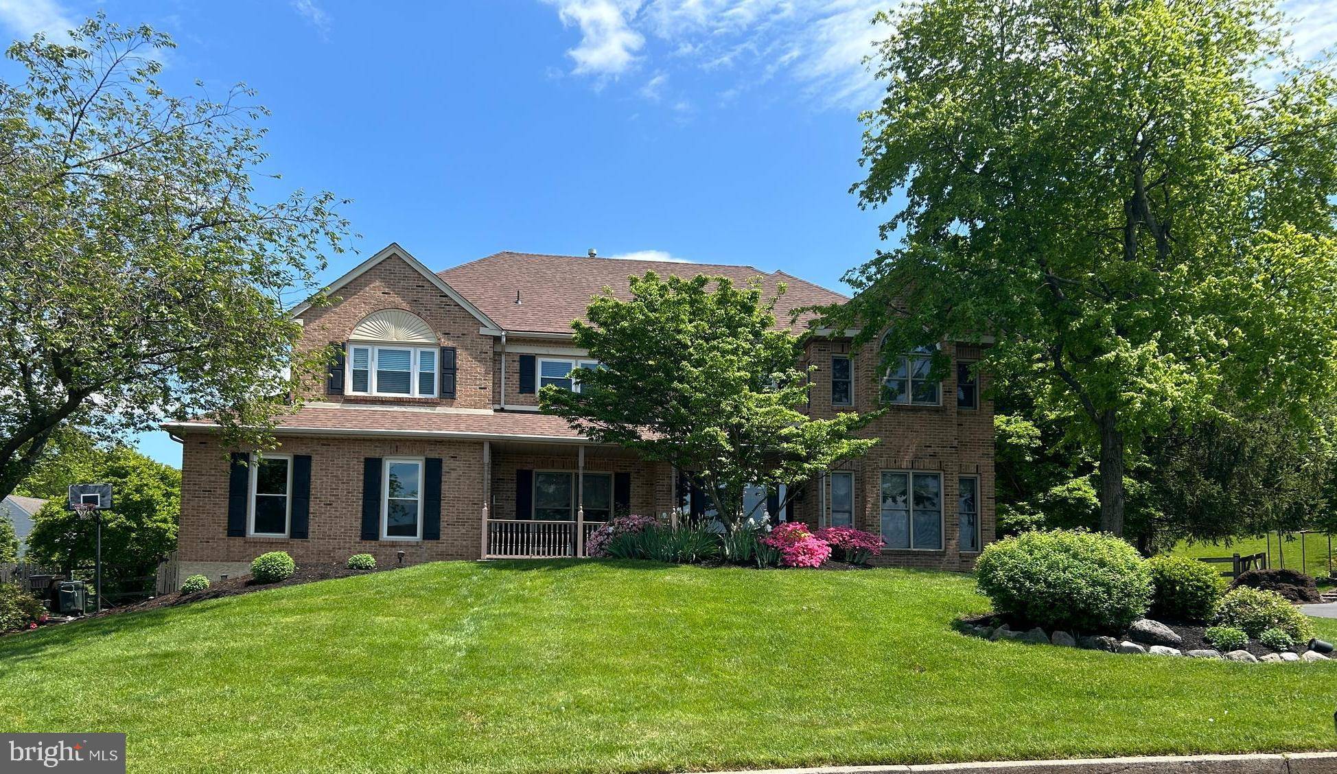 Doylestown, PA 18901,2069 COUNTRY CLUB DR