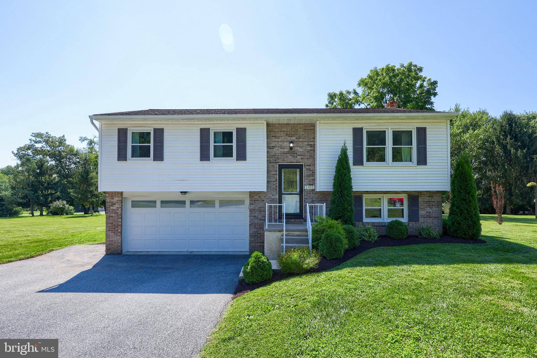 Manheim, PA 17545,2455 SCENIC DR