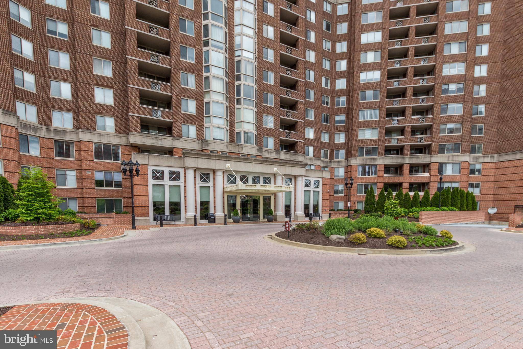 Rockville, MD 20852,5809 NICHOLSON LN #1608