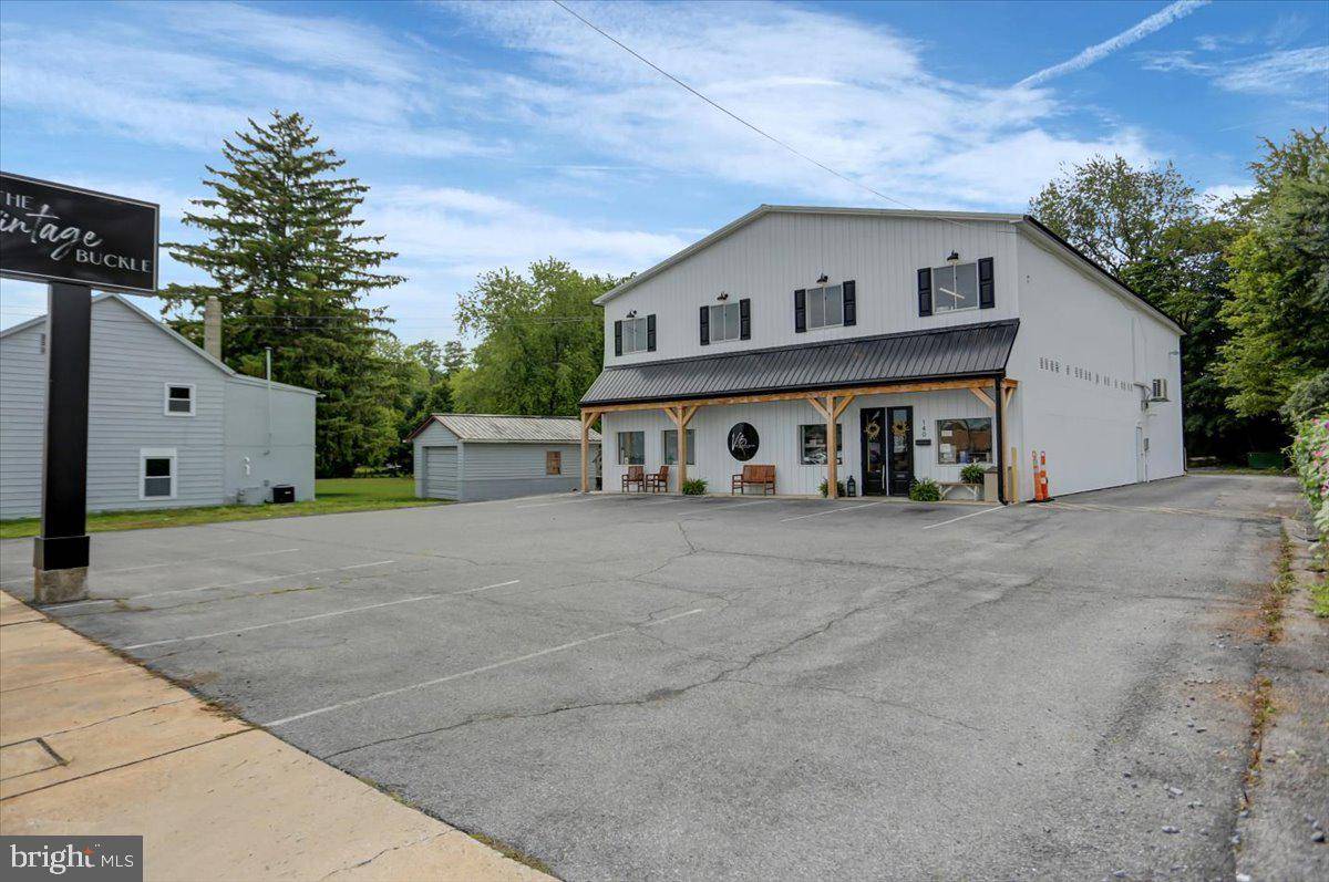 Shippensburg, PA 17257,140 W ORANGE ST