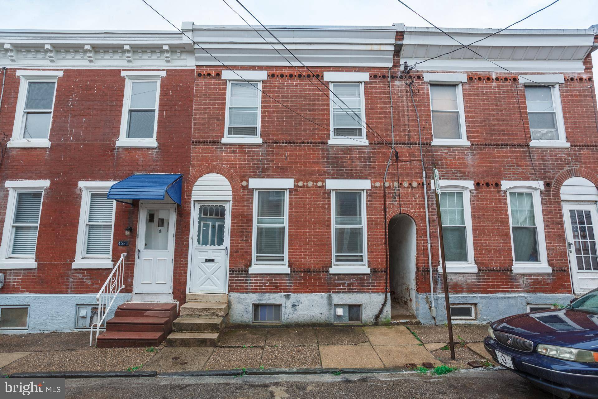 Philadelphia, PA 19127,4528 SMICK ST