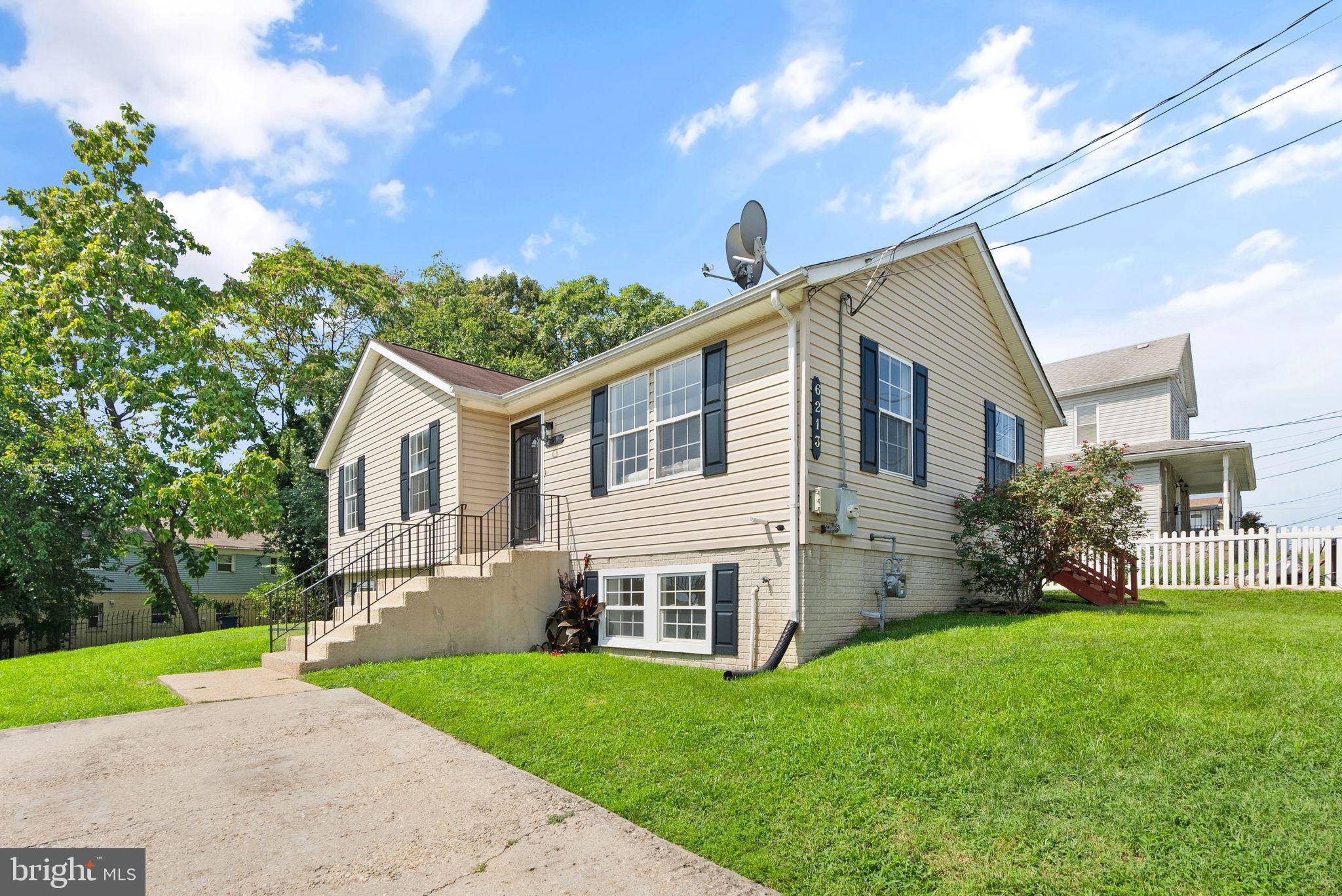 Capitol Heights, MD 20743,6213 FOOTE ST