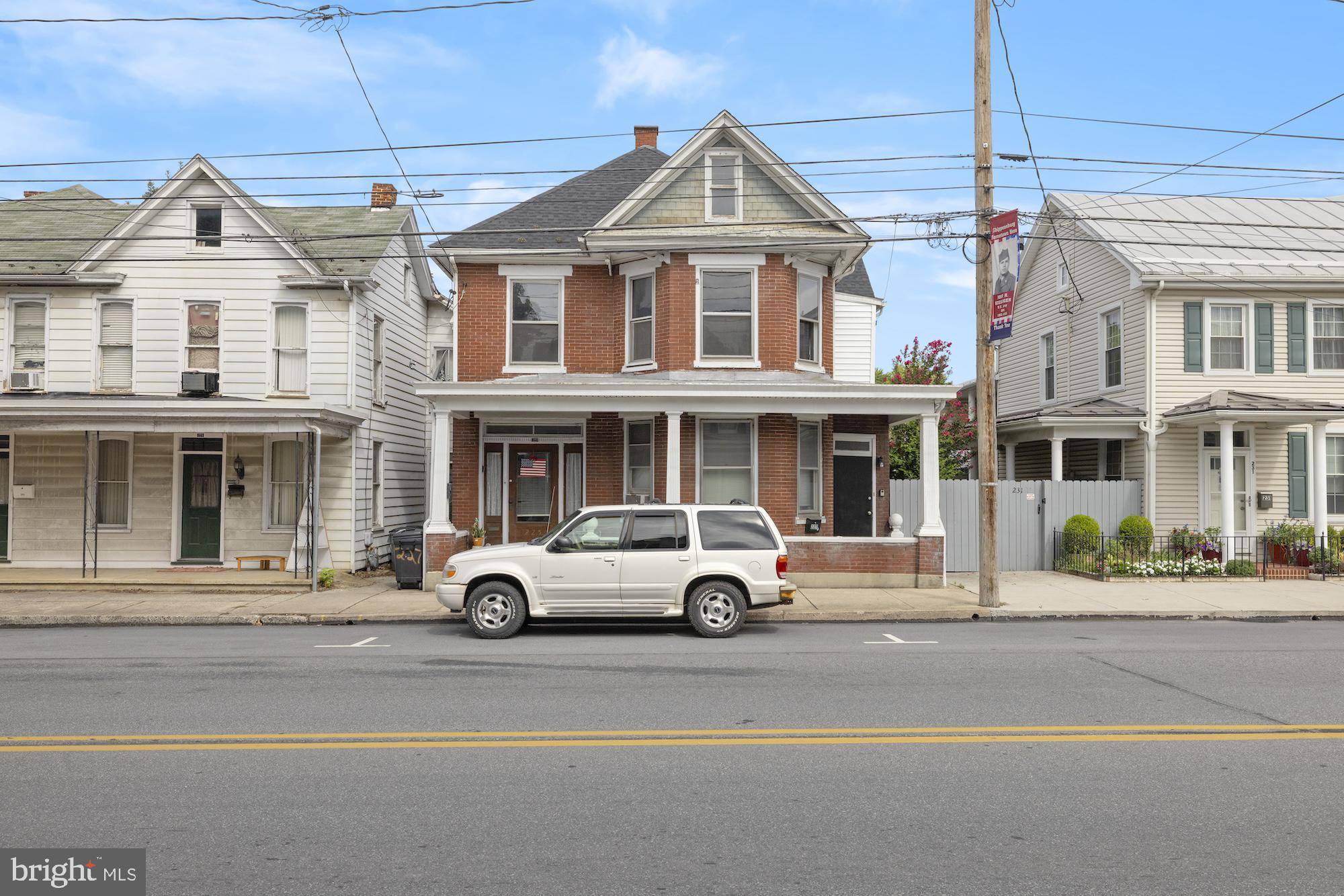 Shippensburg, PA 17257,225 E KING ST