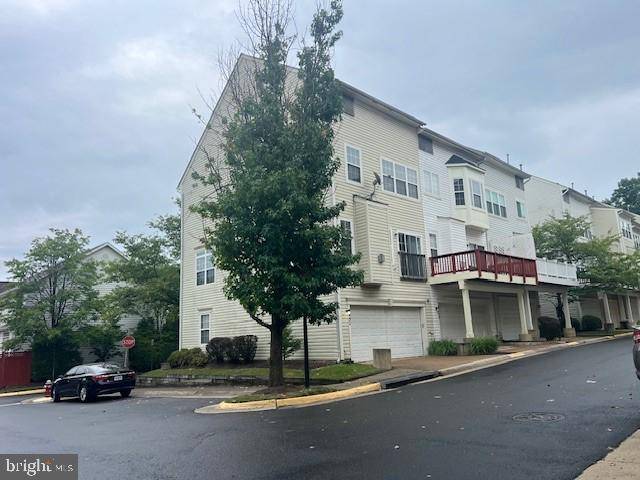 Alexandria, VA 22312,5451 PATUXENT KNOLL PL