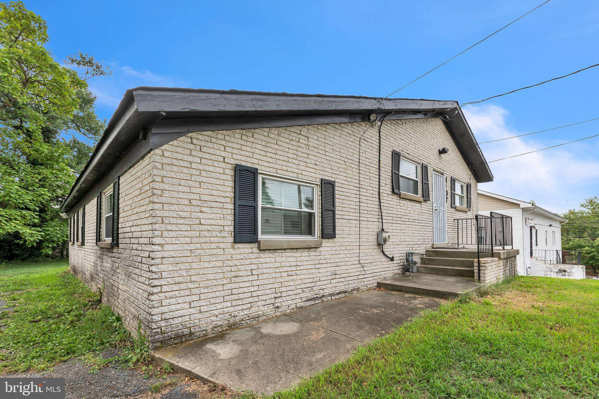 Capitol Heights, MD 20743,1107 BOOTH LN