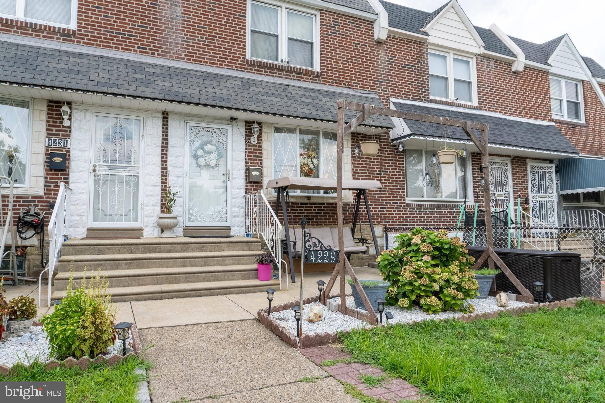 Philadelphia, PA 19124,4229 H ST