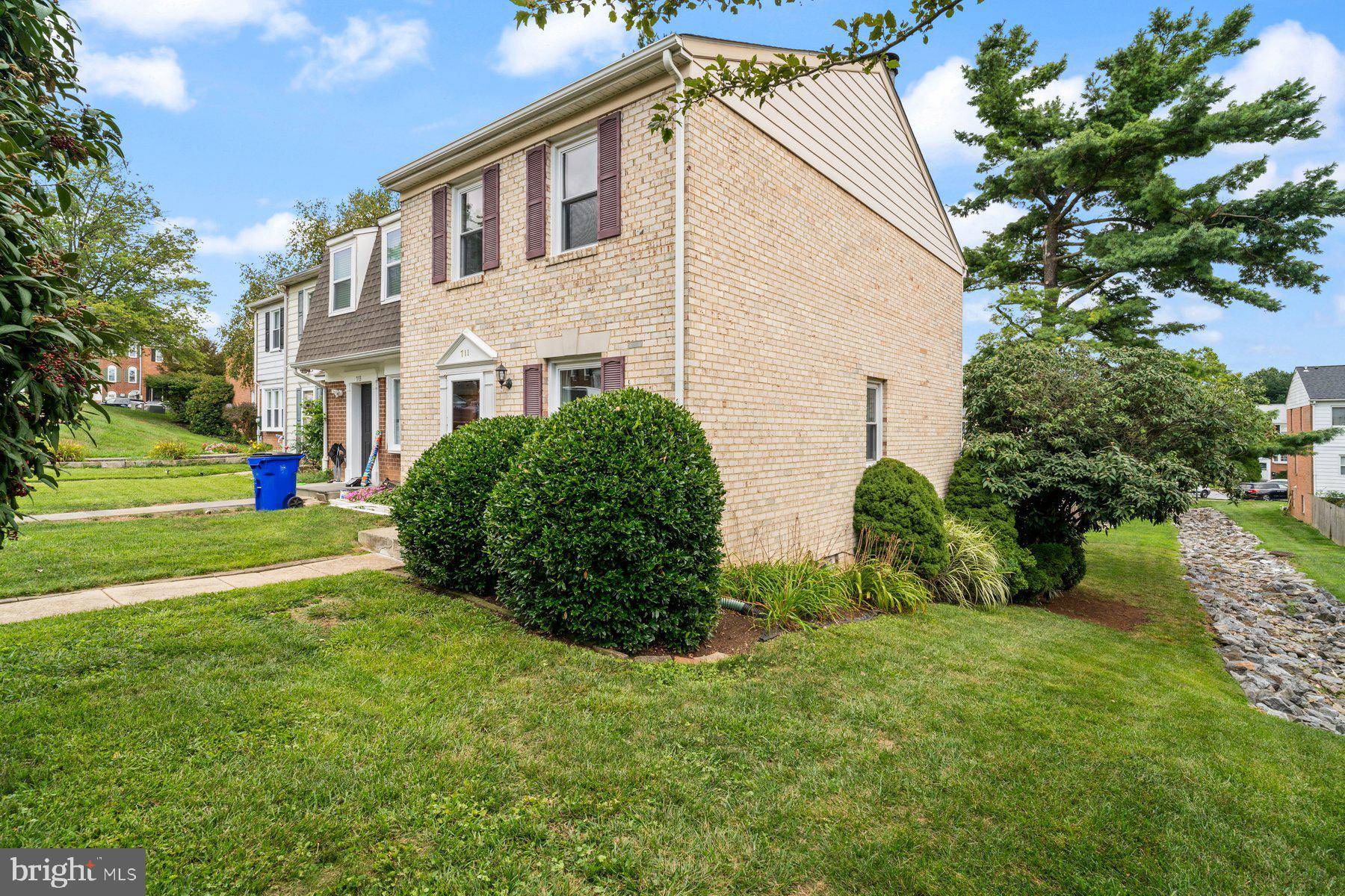 Mount Airy, MD 21771,711 ROBINWOOD DR