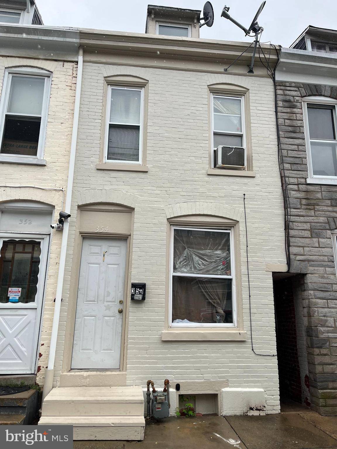 Reading, PA 19604,354 LINDEN ST