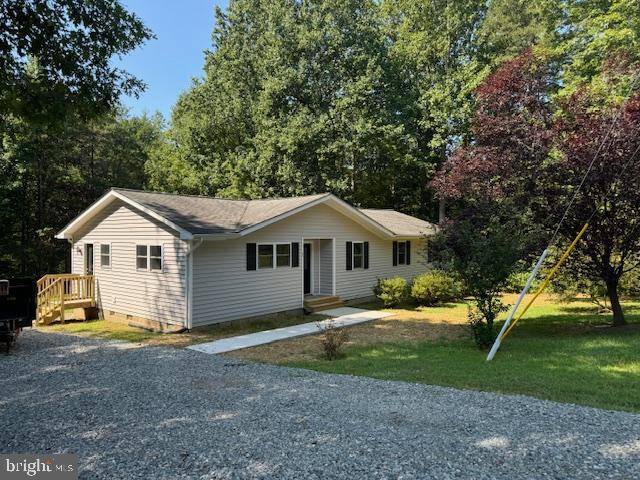 Louisa, VA 23093,81 OAKLAND PL