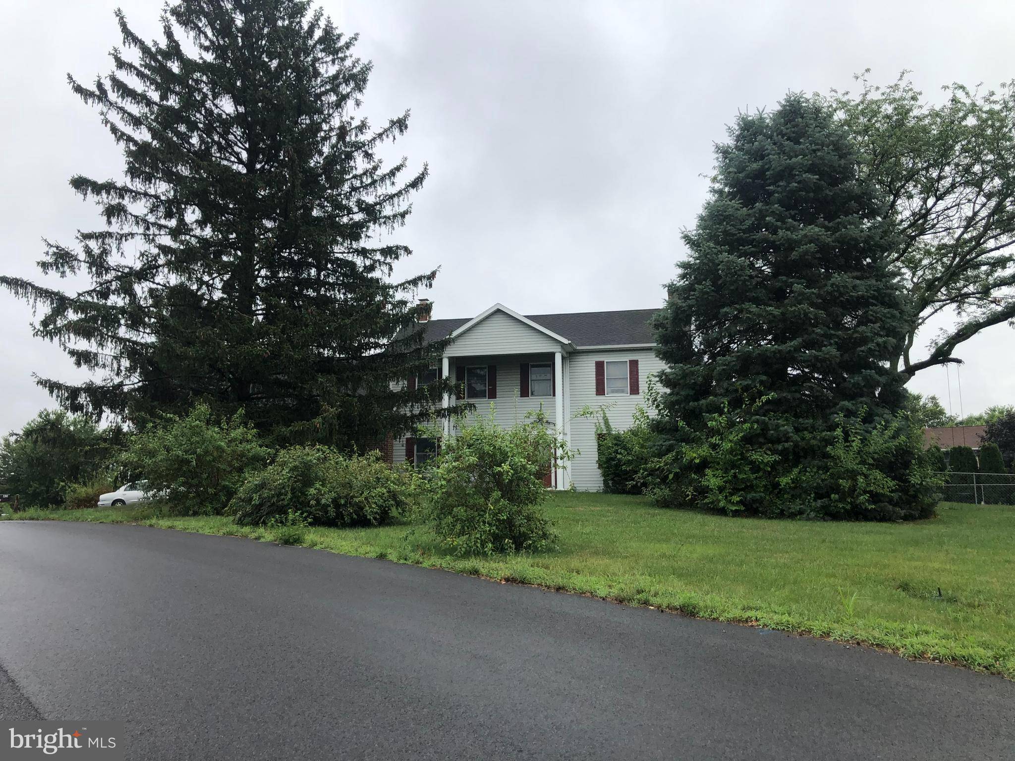 Chambersburg, PA 17201,421 MARTINA DR