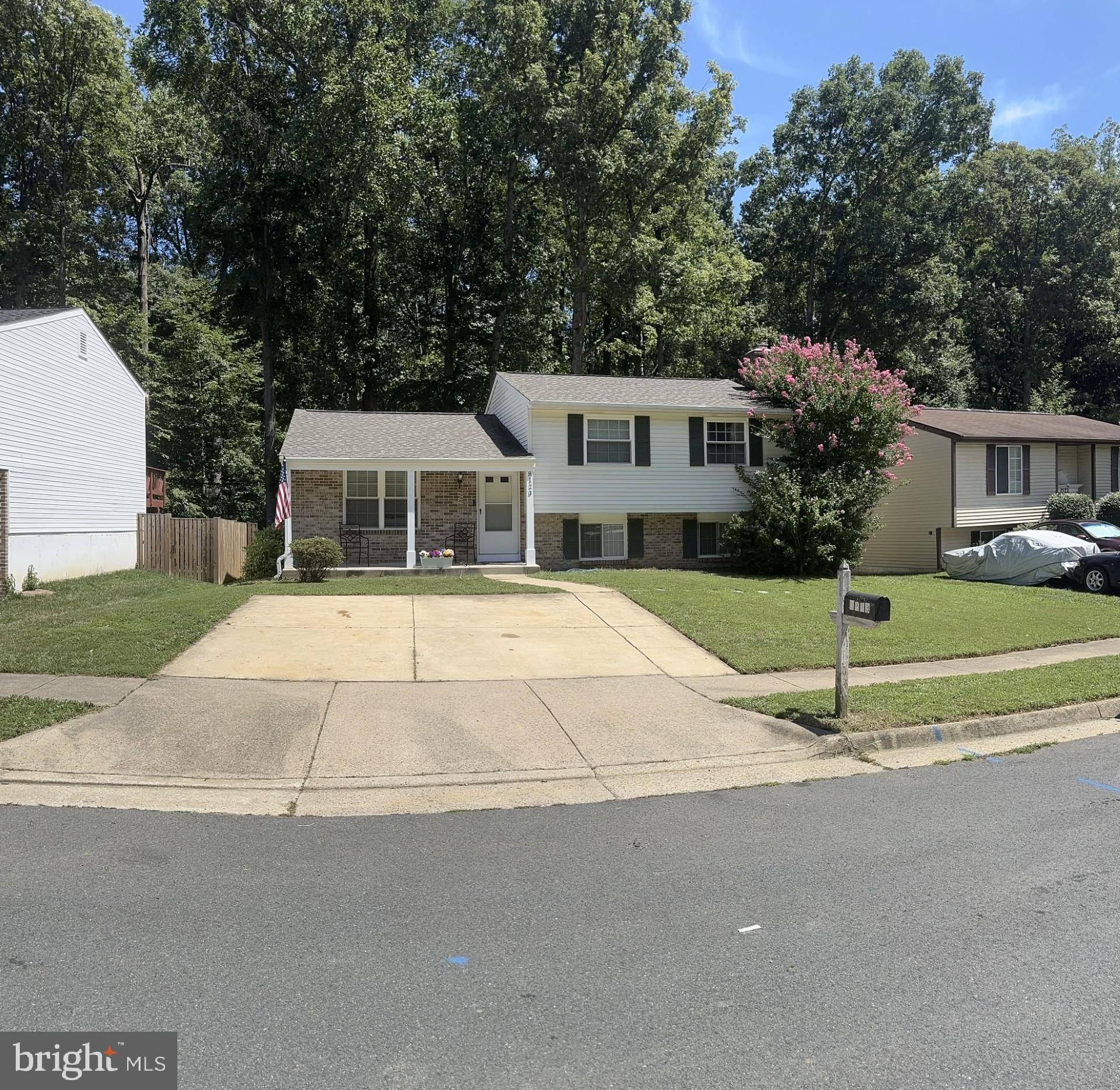 Springfield, VA 22153,8123 WINTER BLUE CT