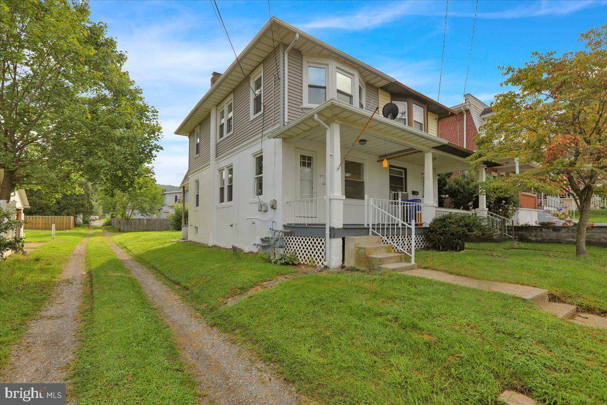 Reading, PA 19605,3633 RIDGEWAY ST