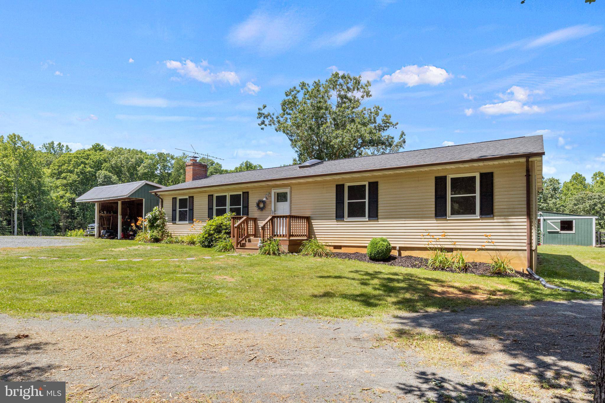 Warrenton, VA 20186,9576 S PINES RD