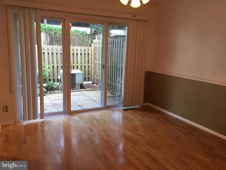 Newtown Square, PA 19073,247 E CHELSEA CIR