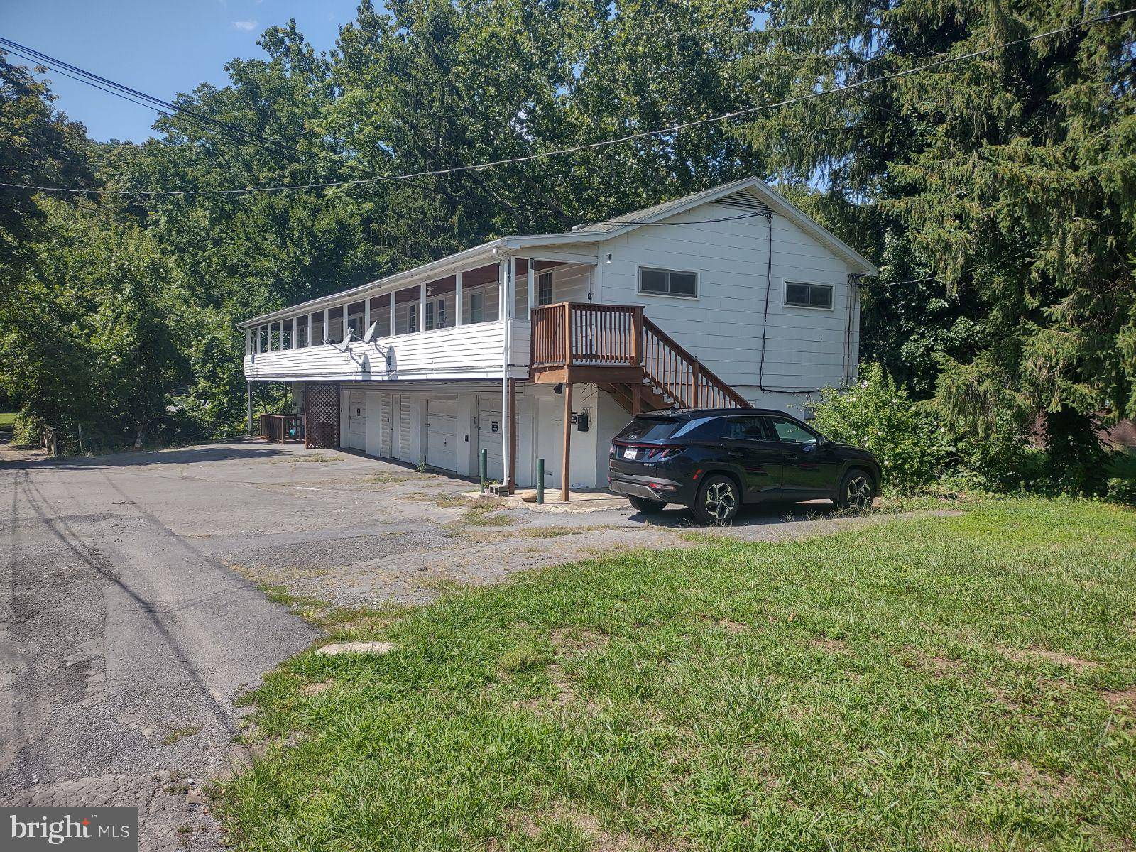 Berkeley Springs, WV 25411,20 COUGHLAN LN