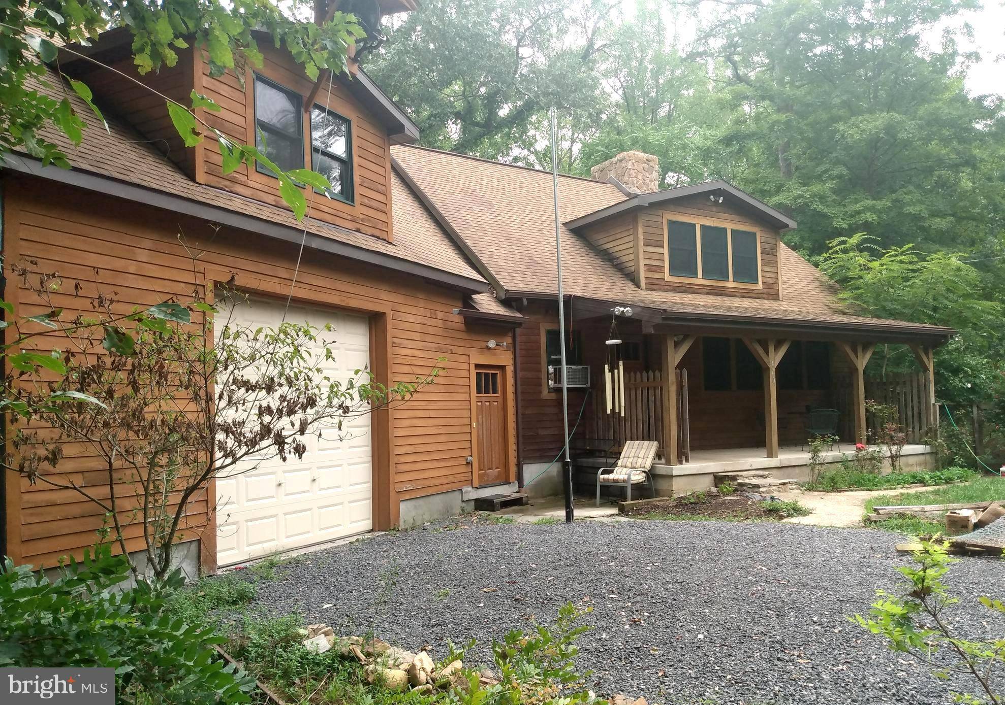 Great Cacapon, WV 25422,470 TONOLOWAY POINT CIR