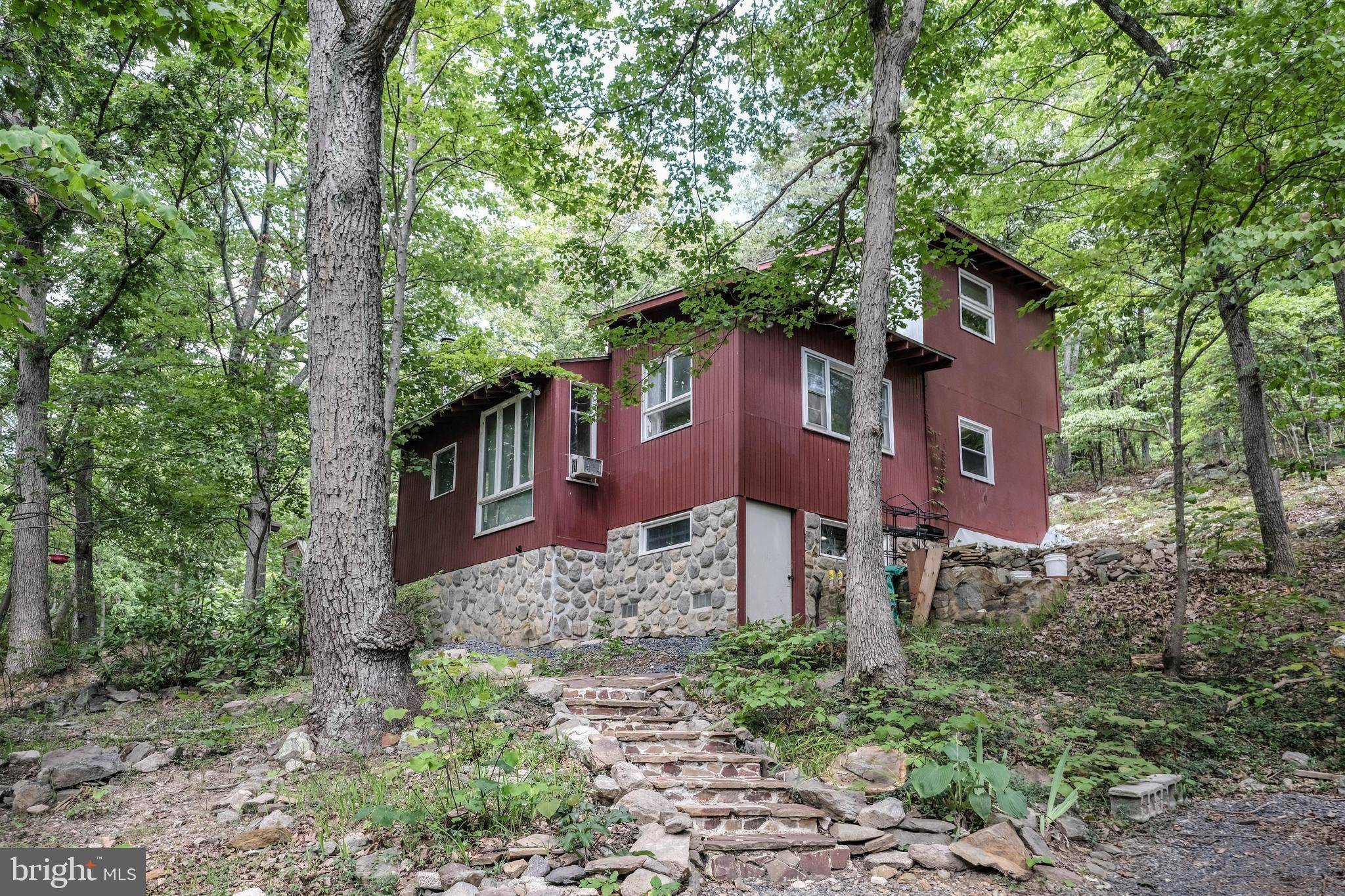 Front Royal, VA 22630,474 DRUMMER HILL RD