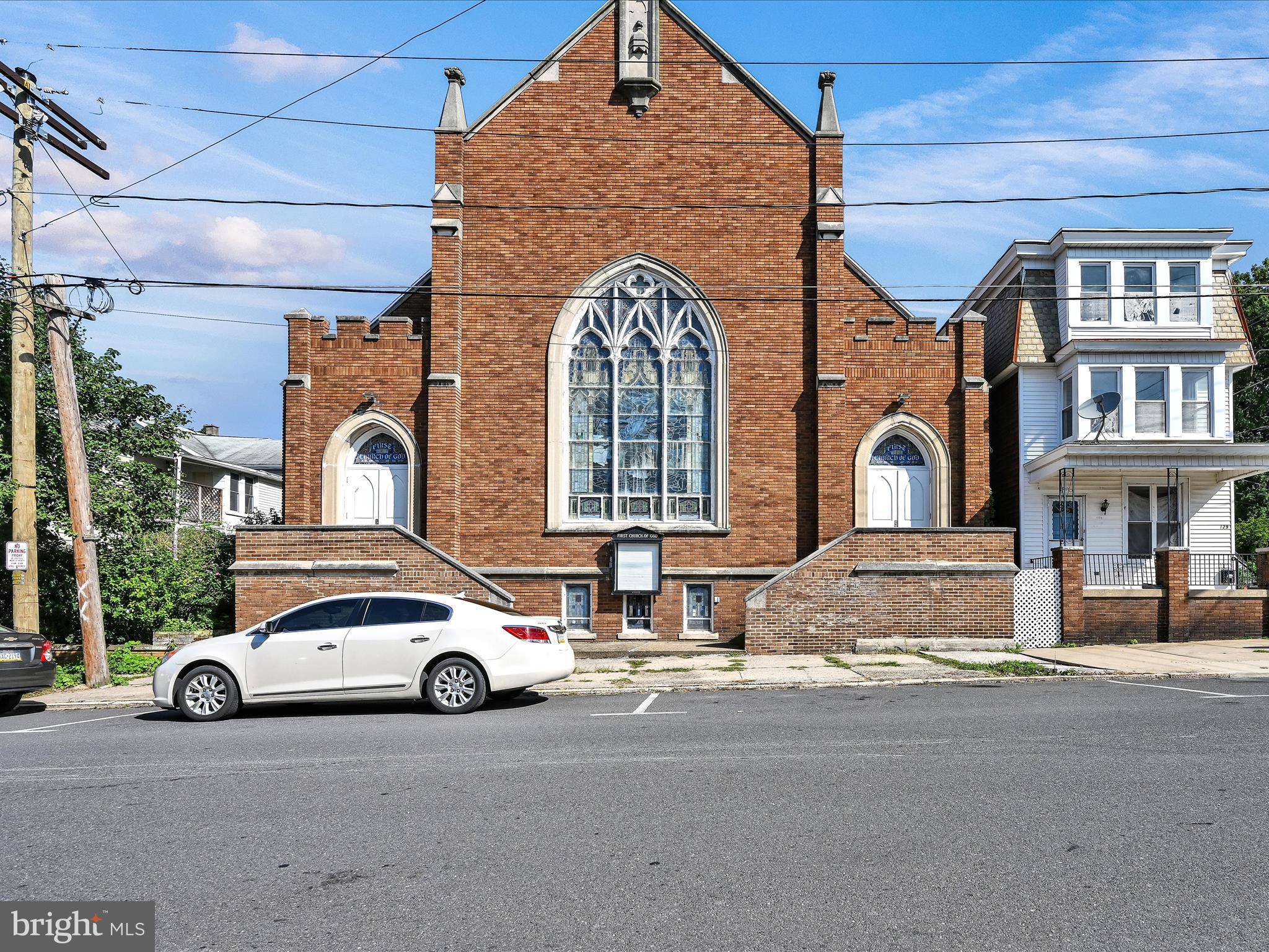 Mount Carmel, PA 17851,127-129 W 2ND ST