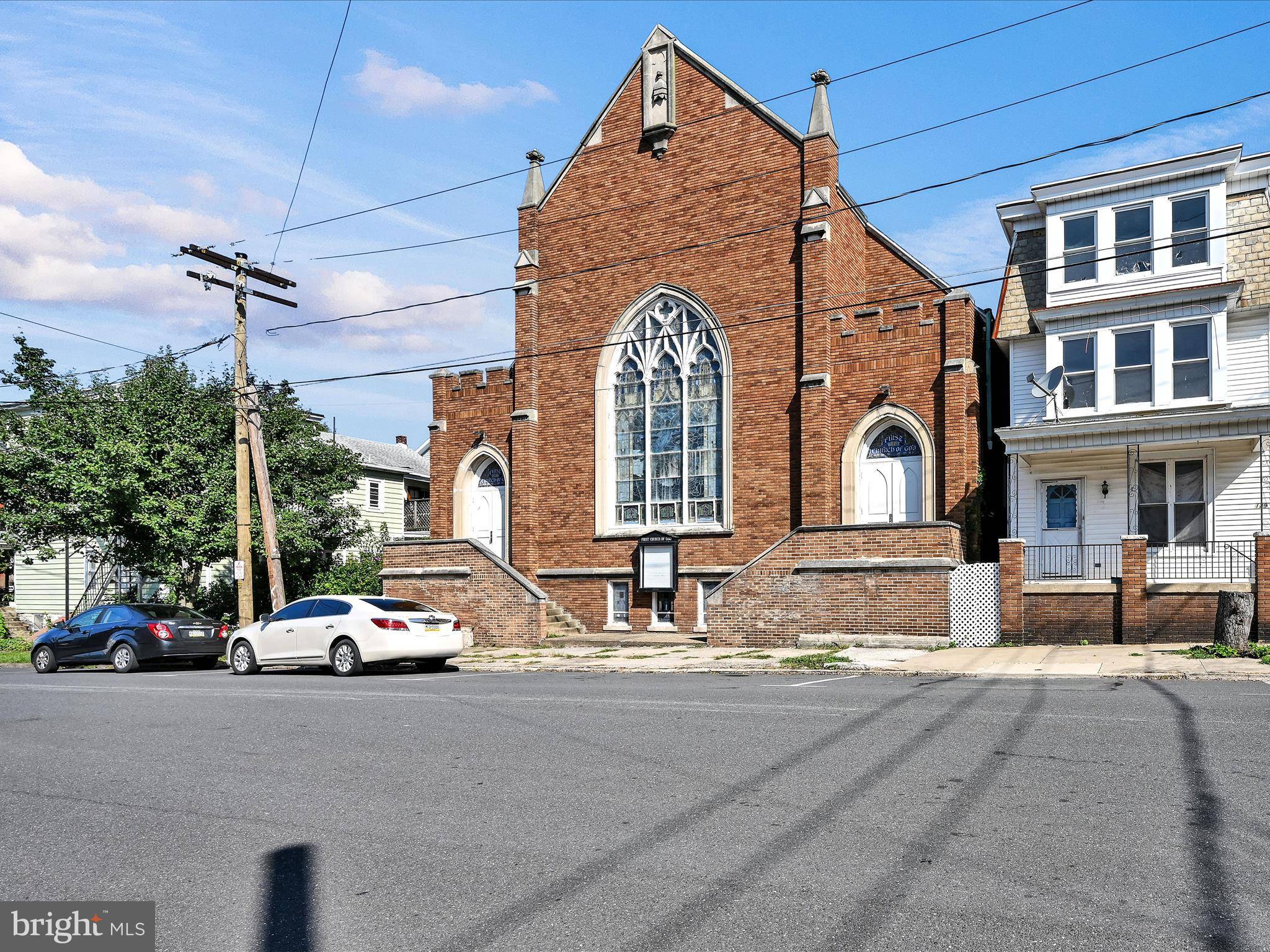 Mount Carmel, PA 17851,127-129 W 2ND ST