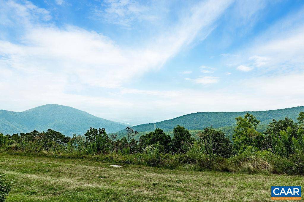 Roseland, VA 22967,1583 VISTAS CONDOS