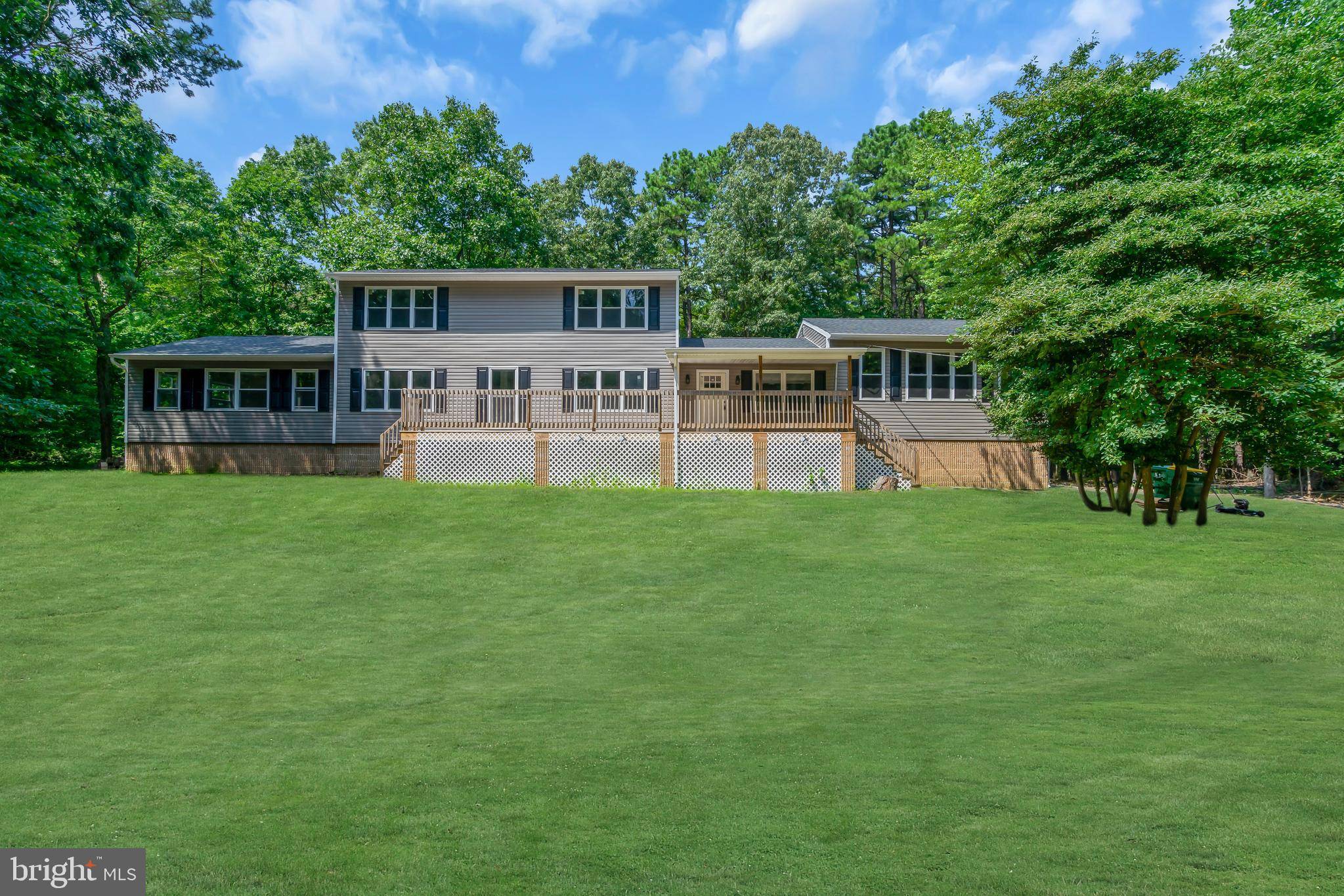 Cream Ridge, NJ 08514,510 PINEHURST RD