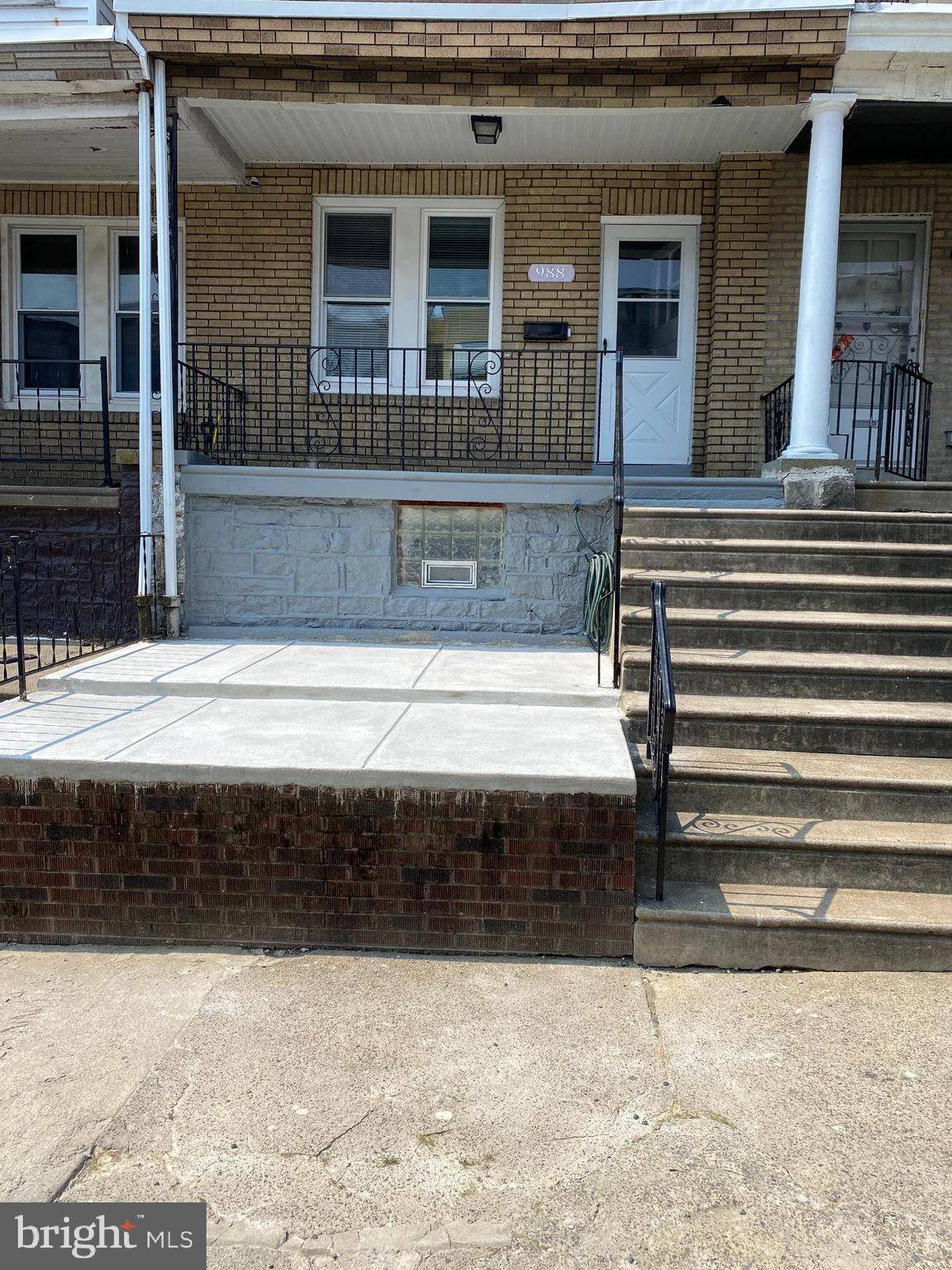 Philadelphia, PA 19124,988 CARVER ST