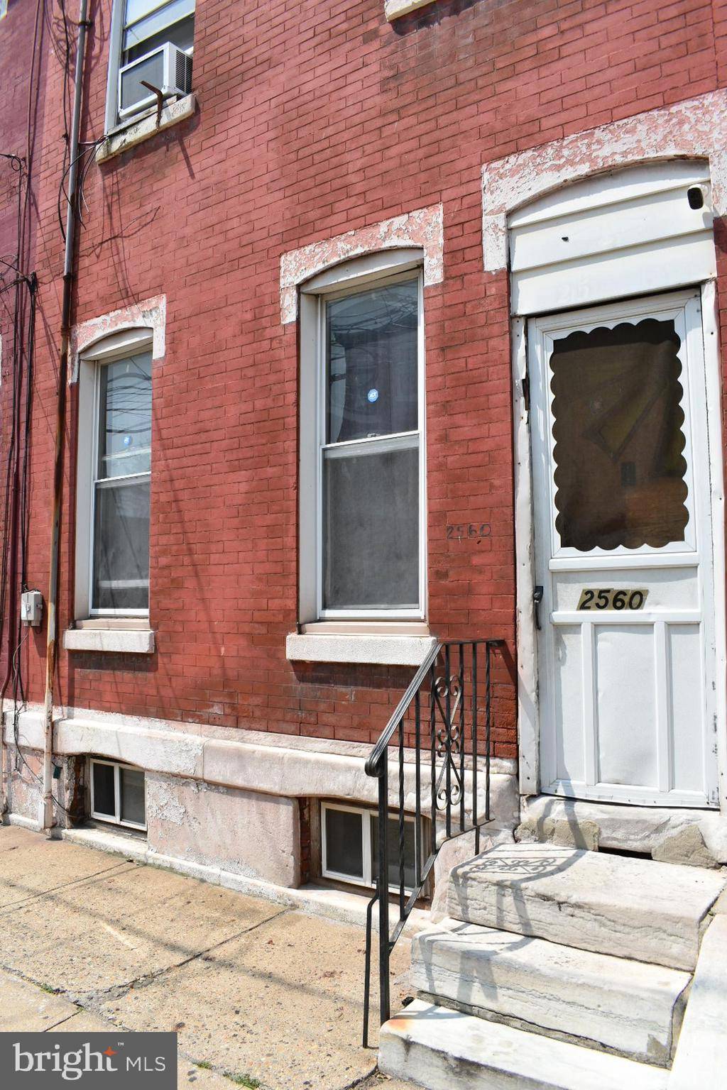 Philadelphia, PA 19125,2560 EMERALD ST