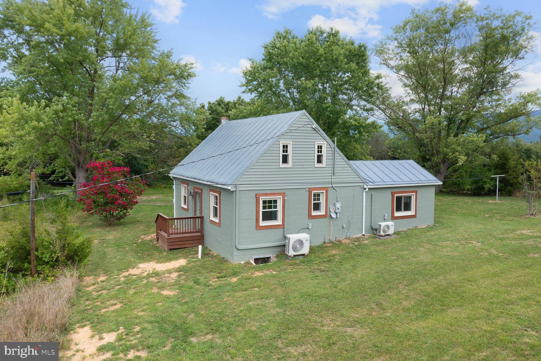 New Market, VA 22844,8735 SMITH CREEK RD